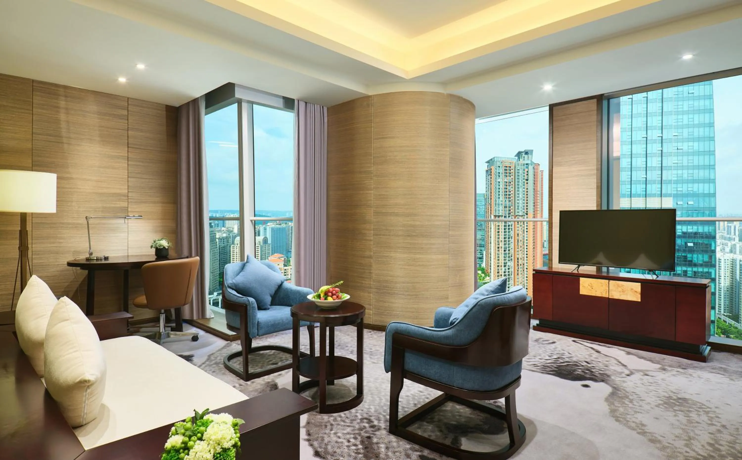 Photo of the whole room in Crowne Plaza Nanning City Center by IHG