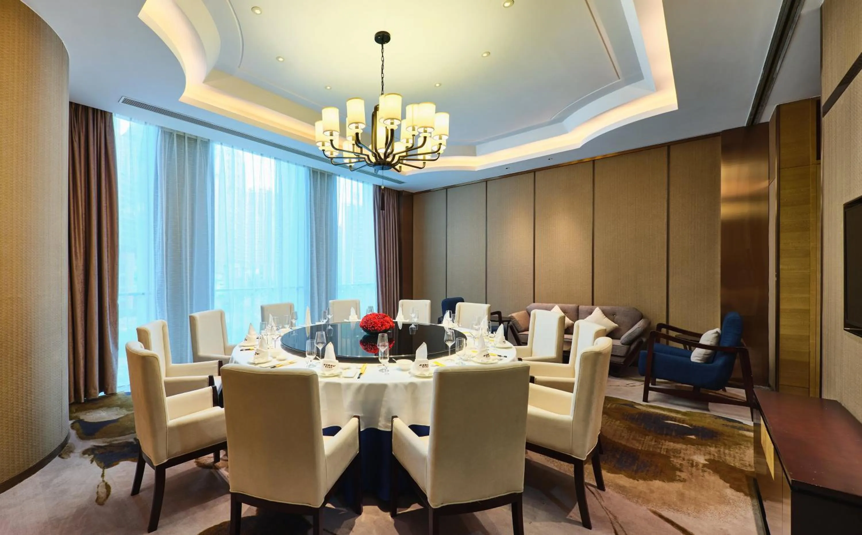 Restaurant/places to eat in Crowne Plaza Nanning City Center by IHG