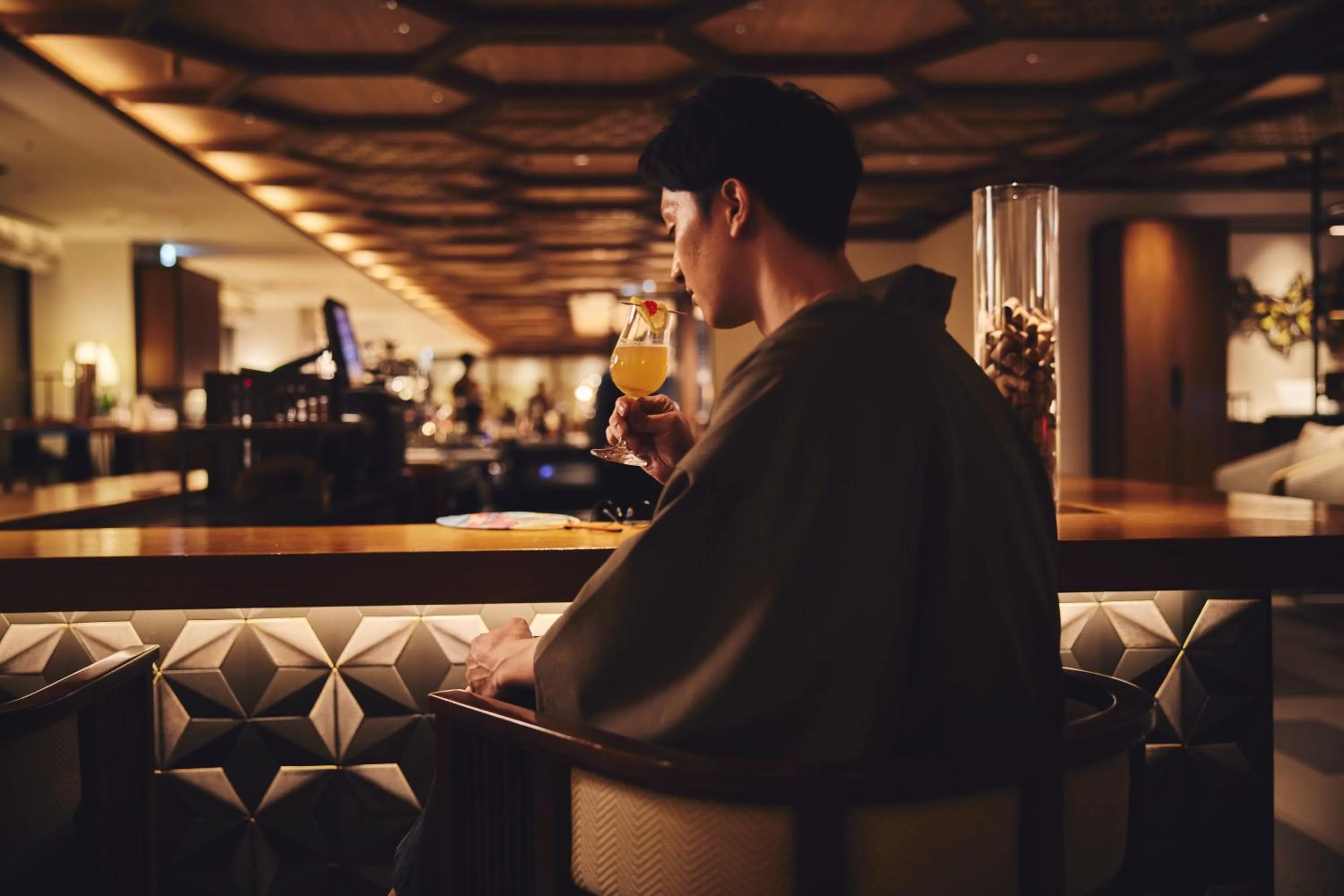 Lounge or bar in Hotel Indigo Hakone Gora by IHG