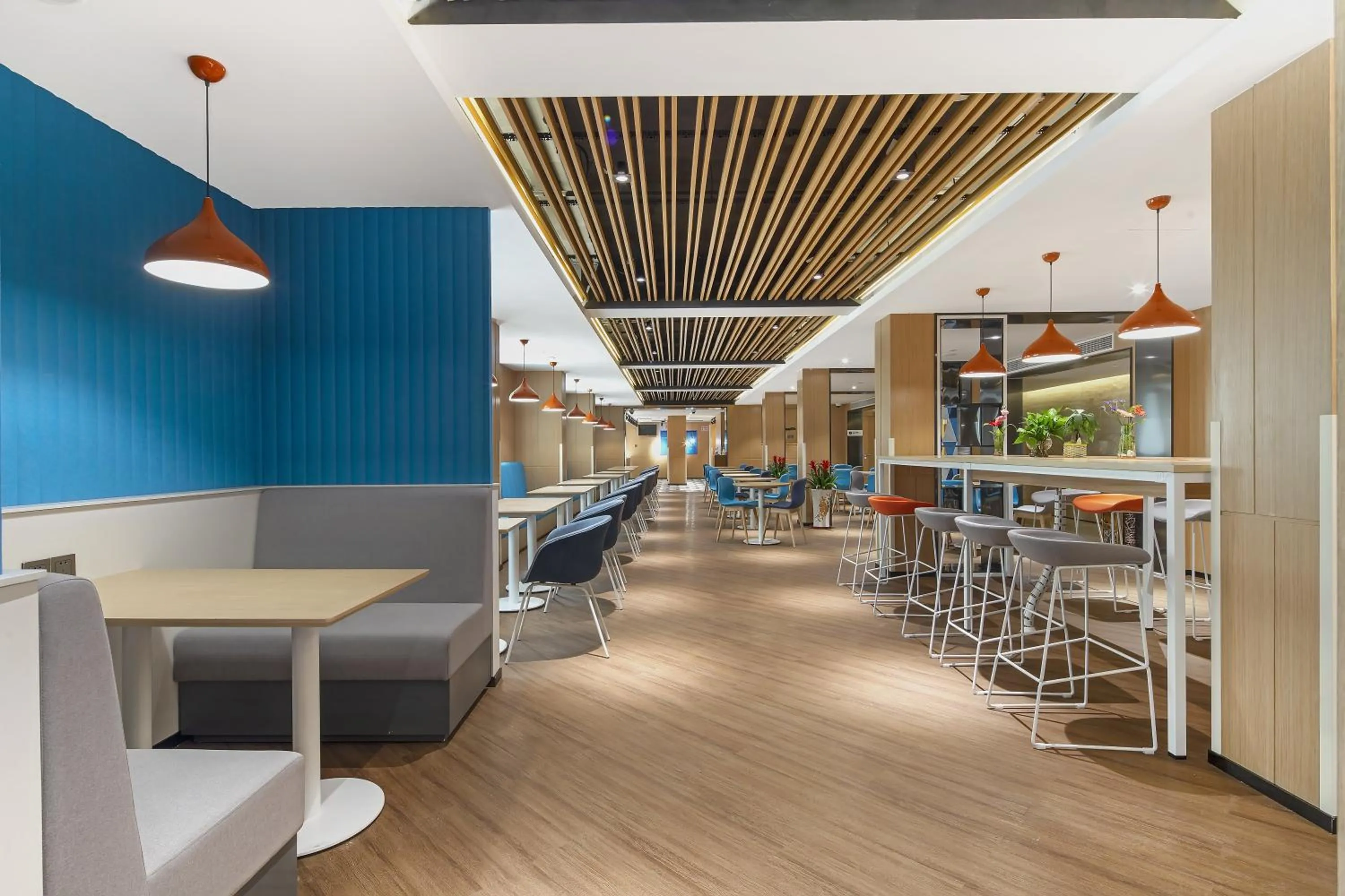 Breakfast in Holiday Inn Express Shanghai Chongming by IHG