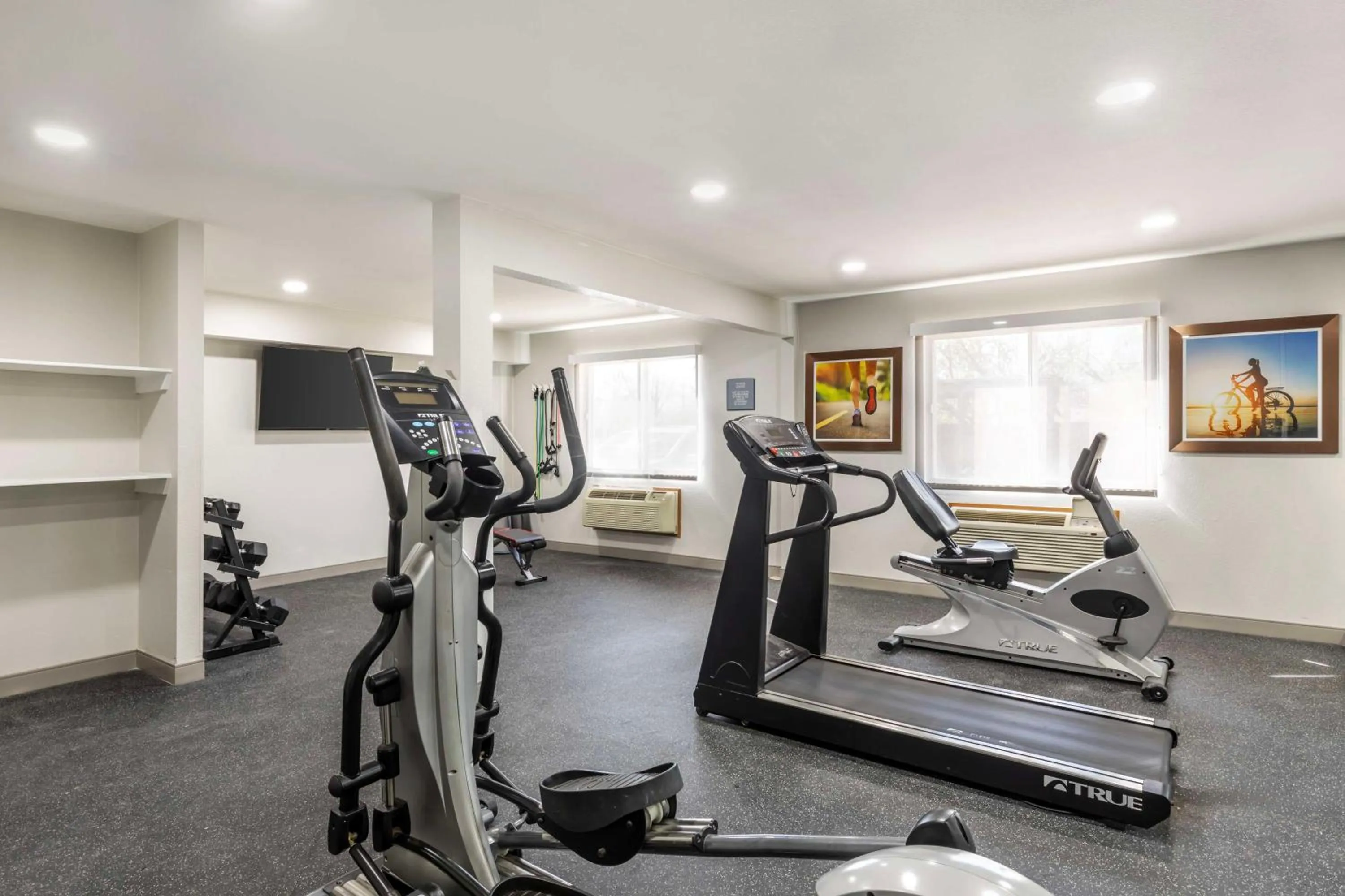 Fitness centre/facilities in Best Western North Side Inn