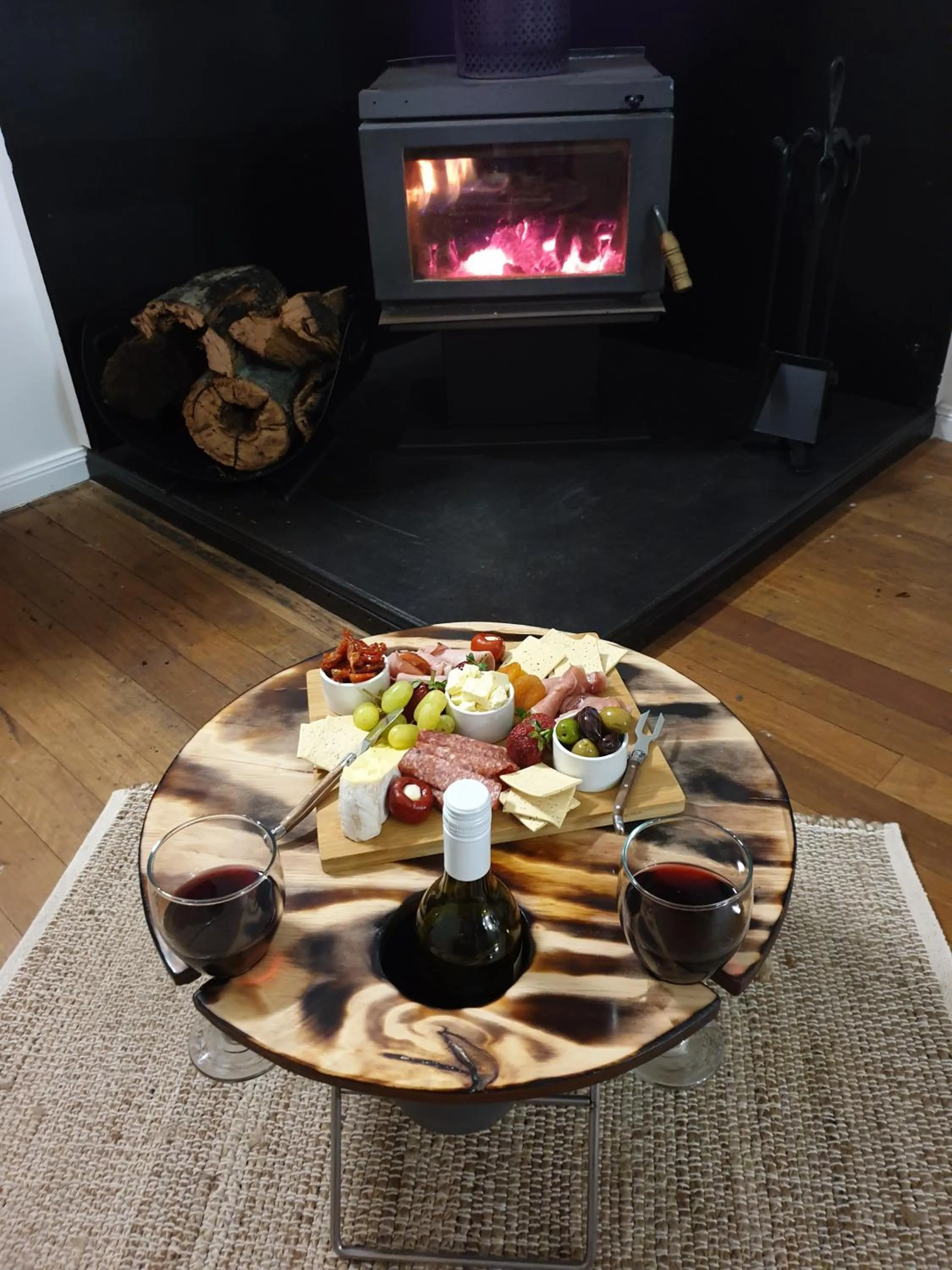 Food in R & R On The Ravine