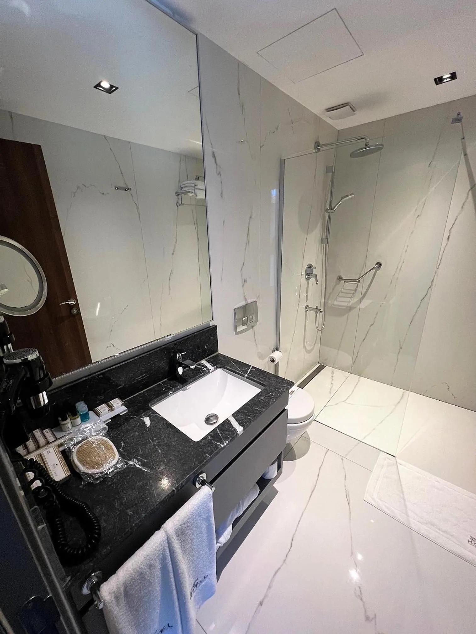 Bathroom in B&C HOTEL