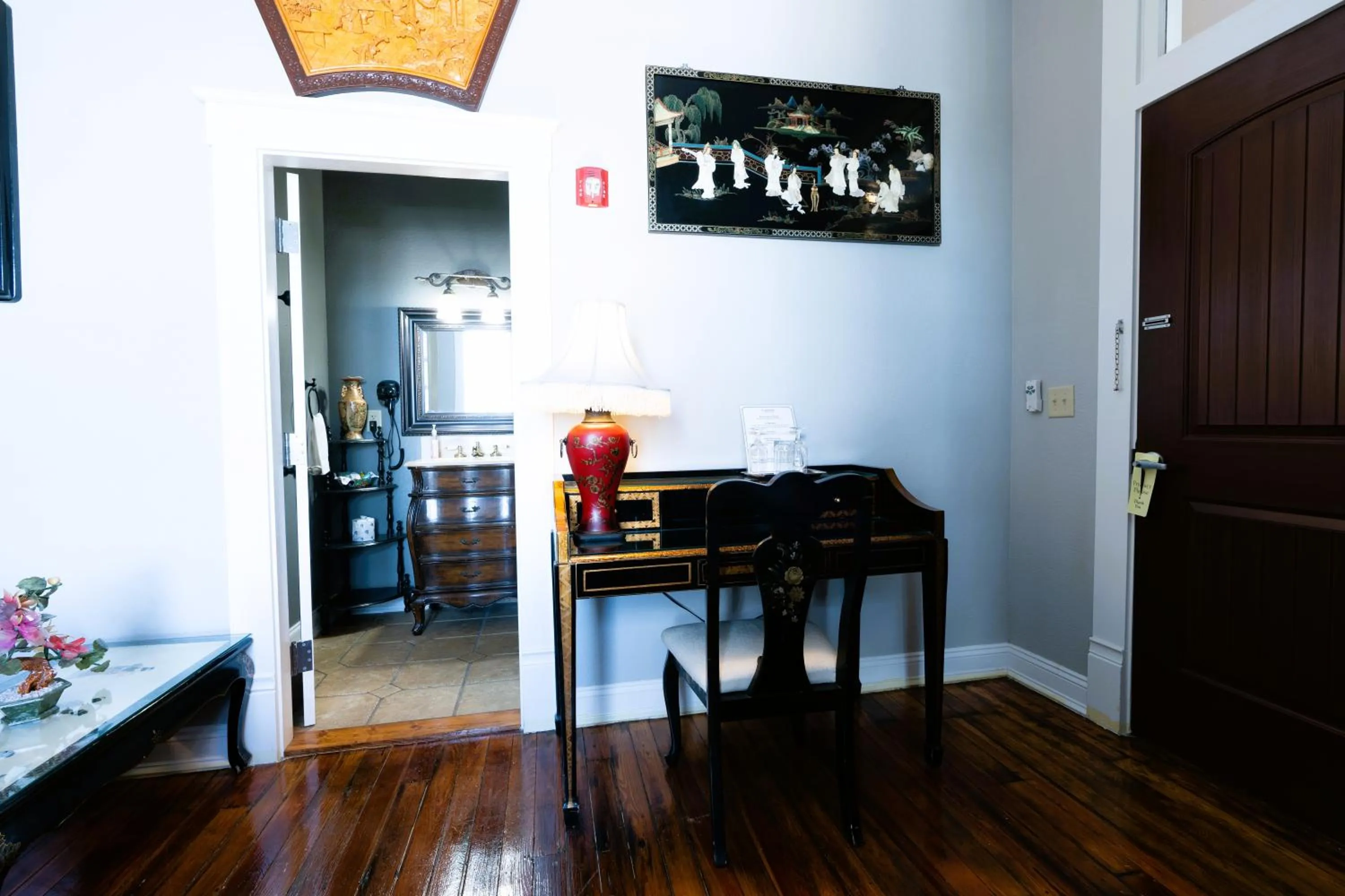 Area and facilities in Oak Tree Hotel