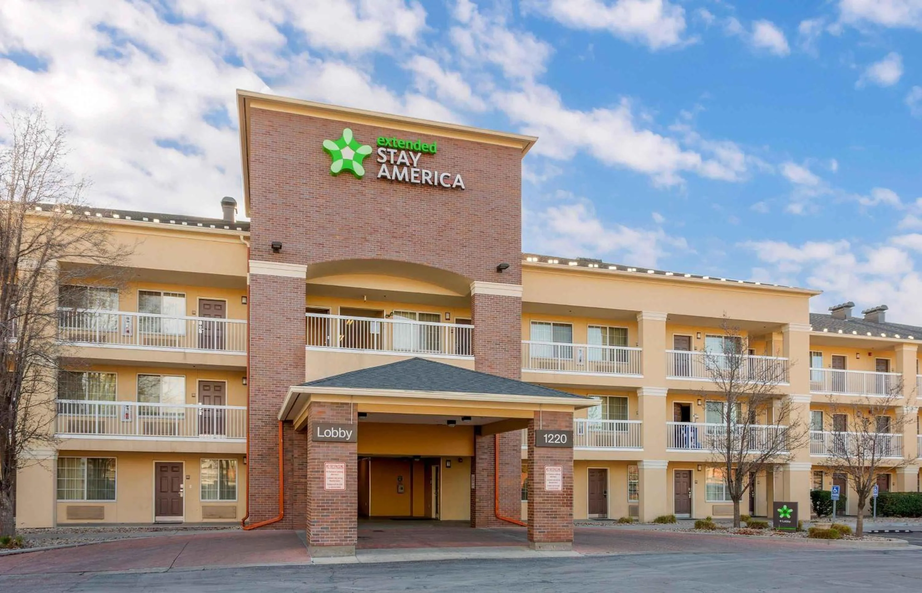Property building in Extended Stay America Suites - Salt Lake City - Sugar House