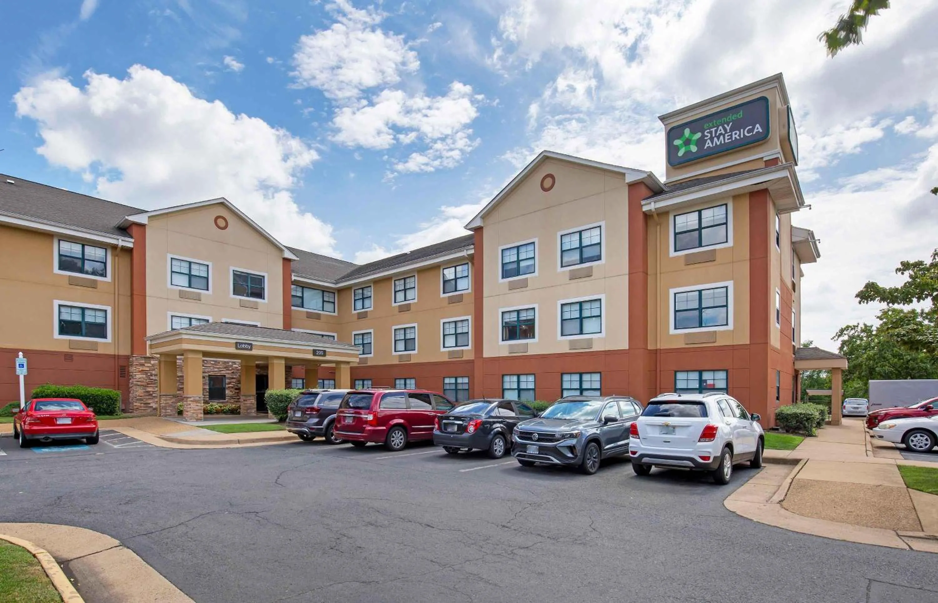 Property building in Extended Stay America Suites - Washington, DC - Alexandria - Landmark