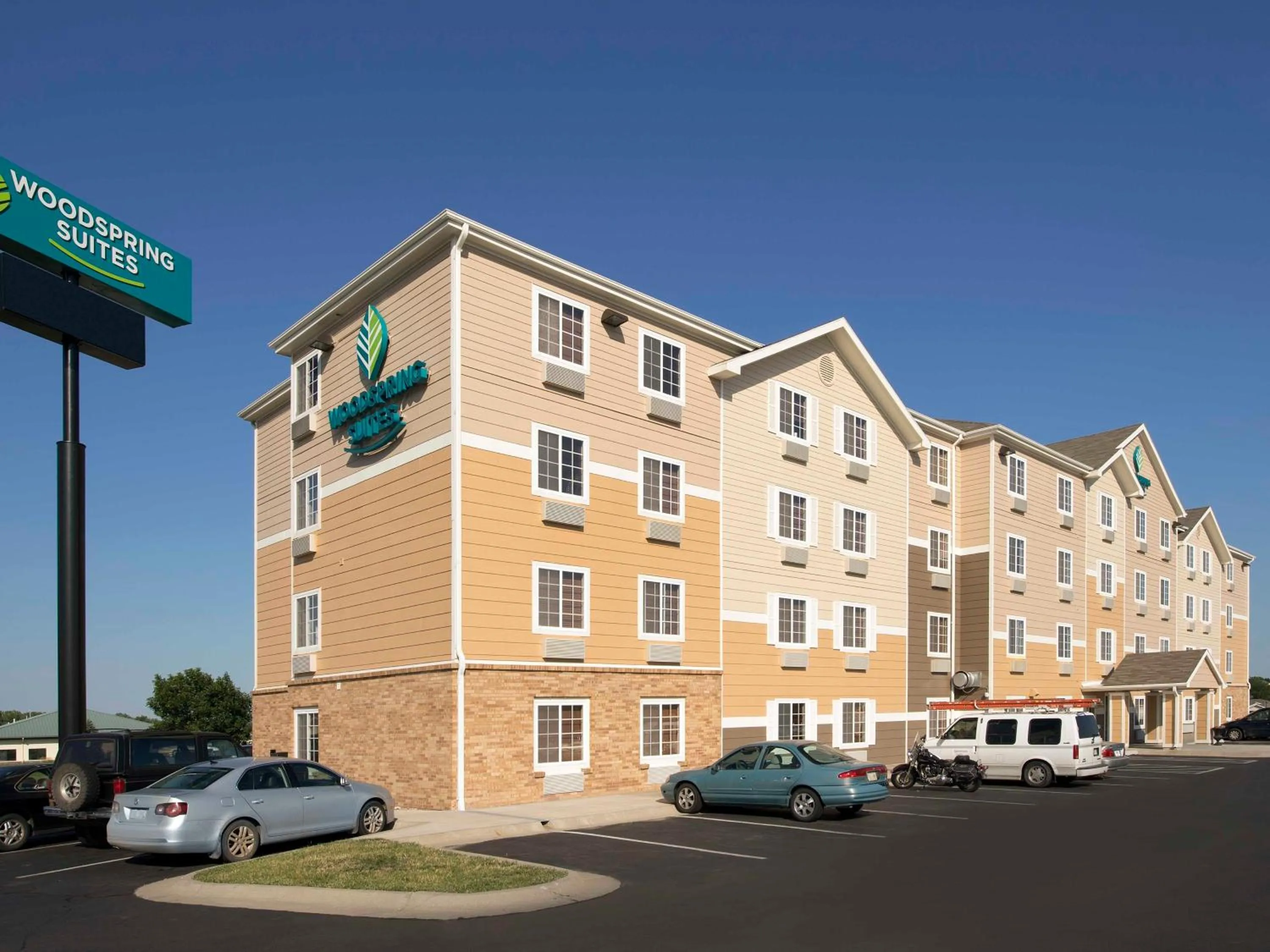 Property building in WoodSpring Suites Lincoln Northeast I-80