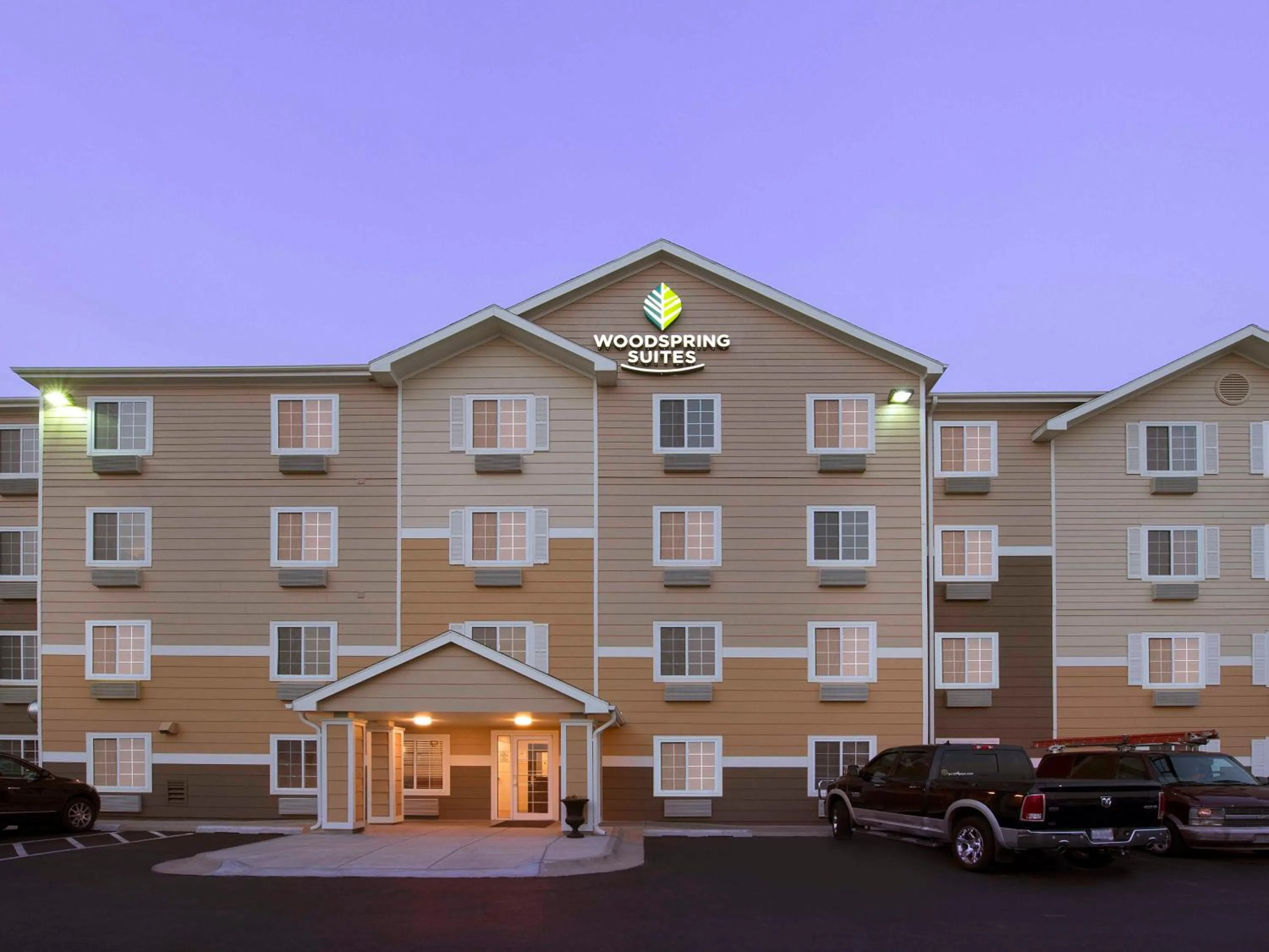 Property building in WoodSpring Suites Lincoln Northeast I-80