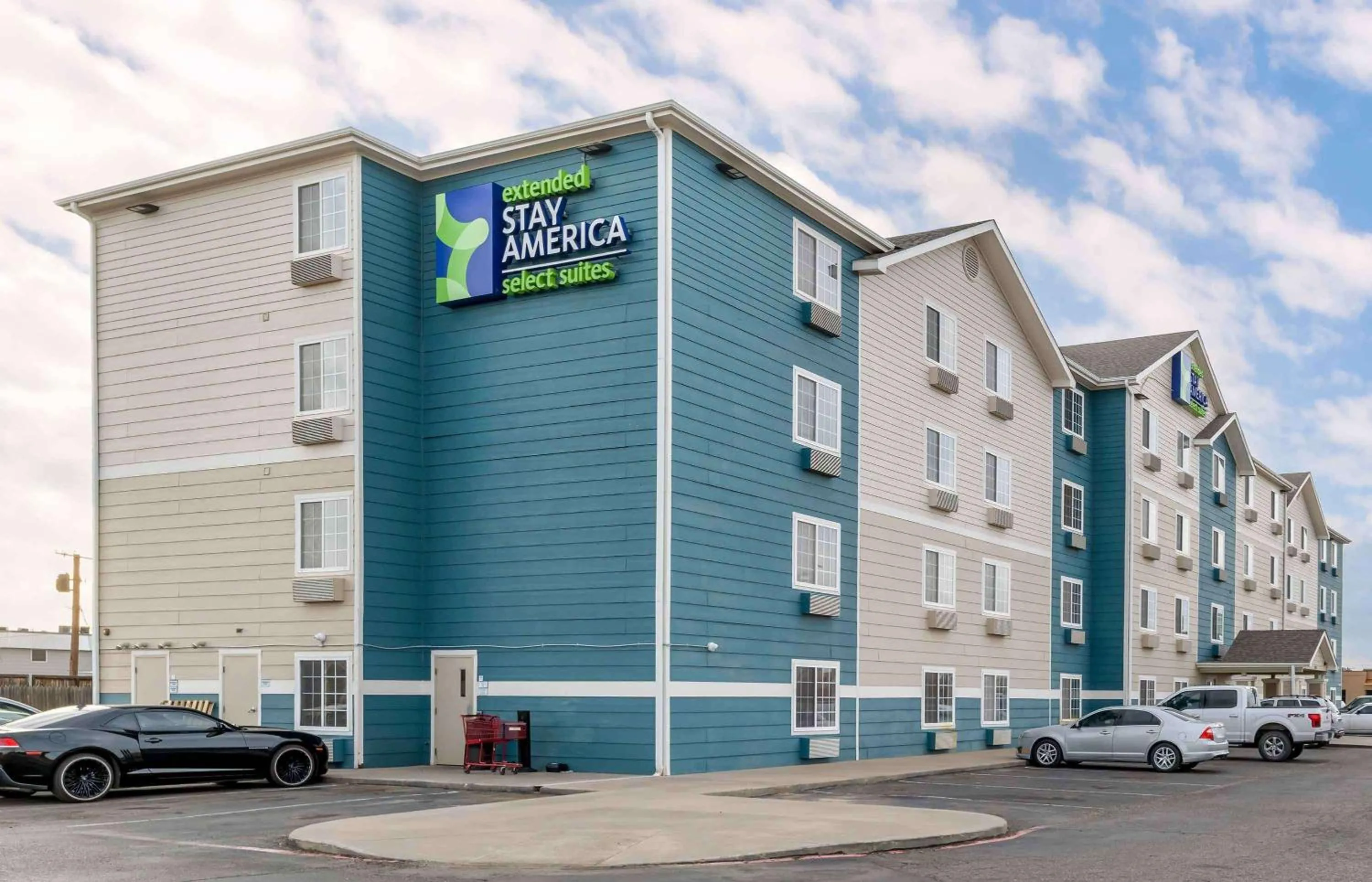 Property building in Extended Stay America Select Suites - Lubbock - West
