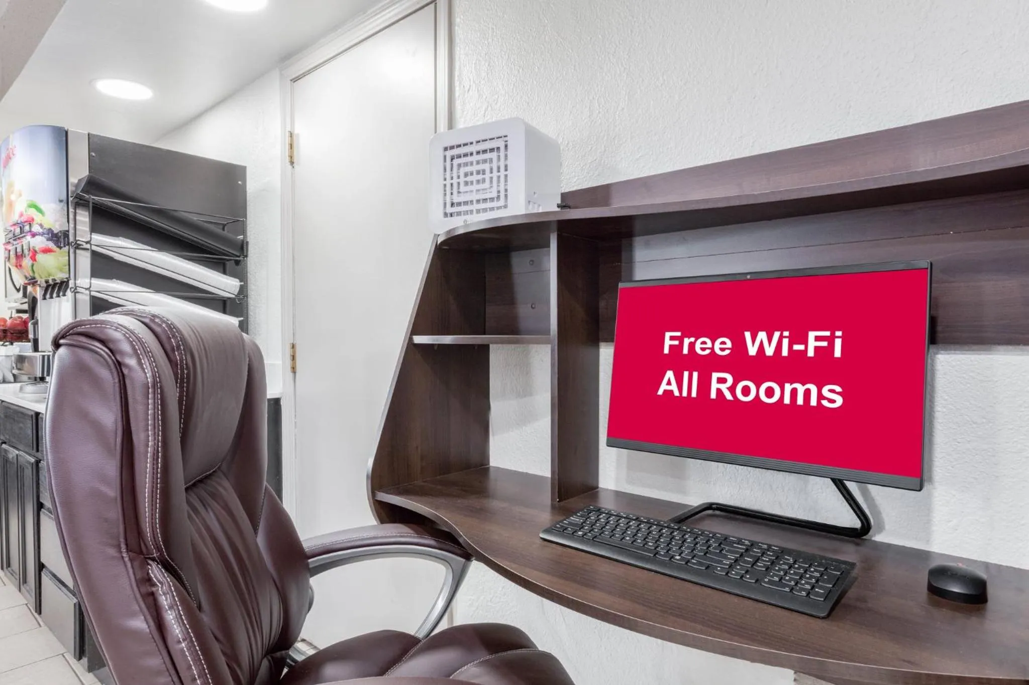 Business facilities in Red Roof Inn Forrest City