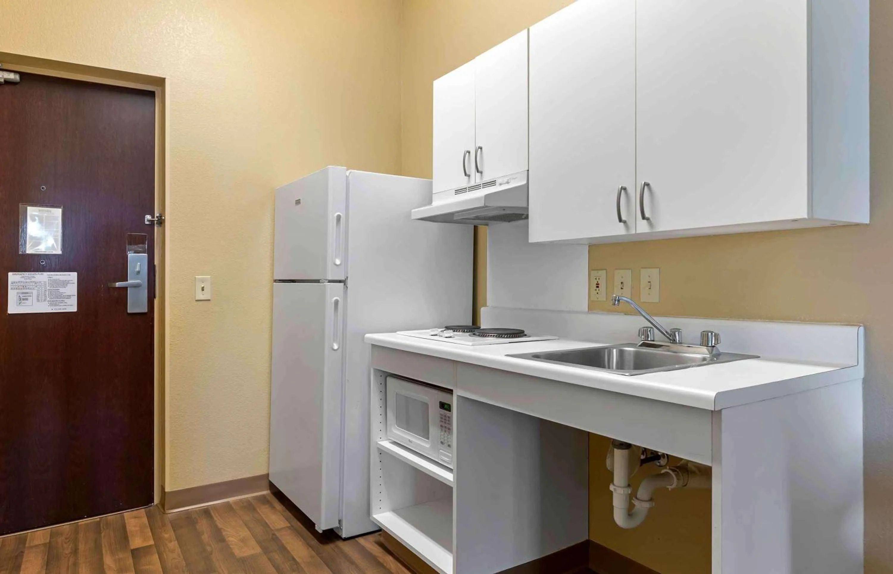 Bedroom in Extended Stay America Select Suites - Chicago - Darien