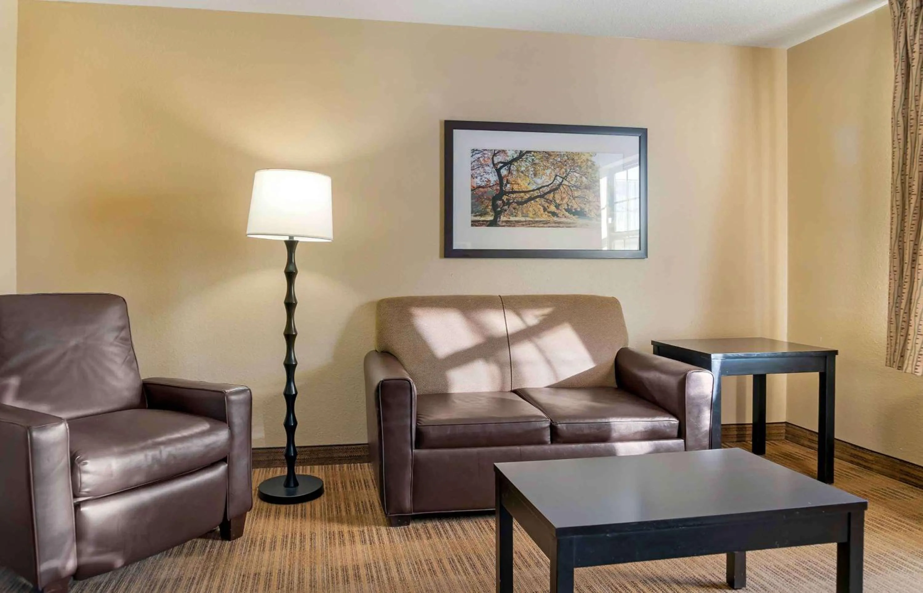 Bedroom in Extended Stay America Suites - Tacoma - Fife