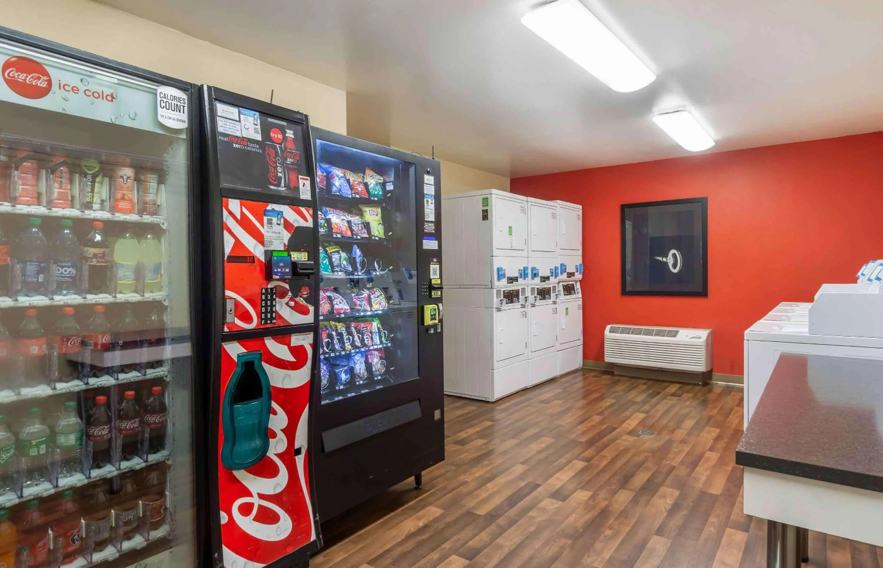 Property building in Extended Stay America Suites - Tacoma - Fife