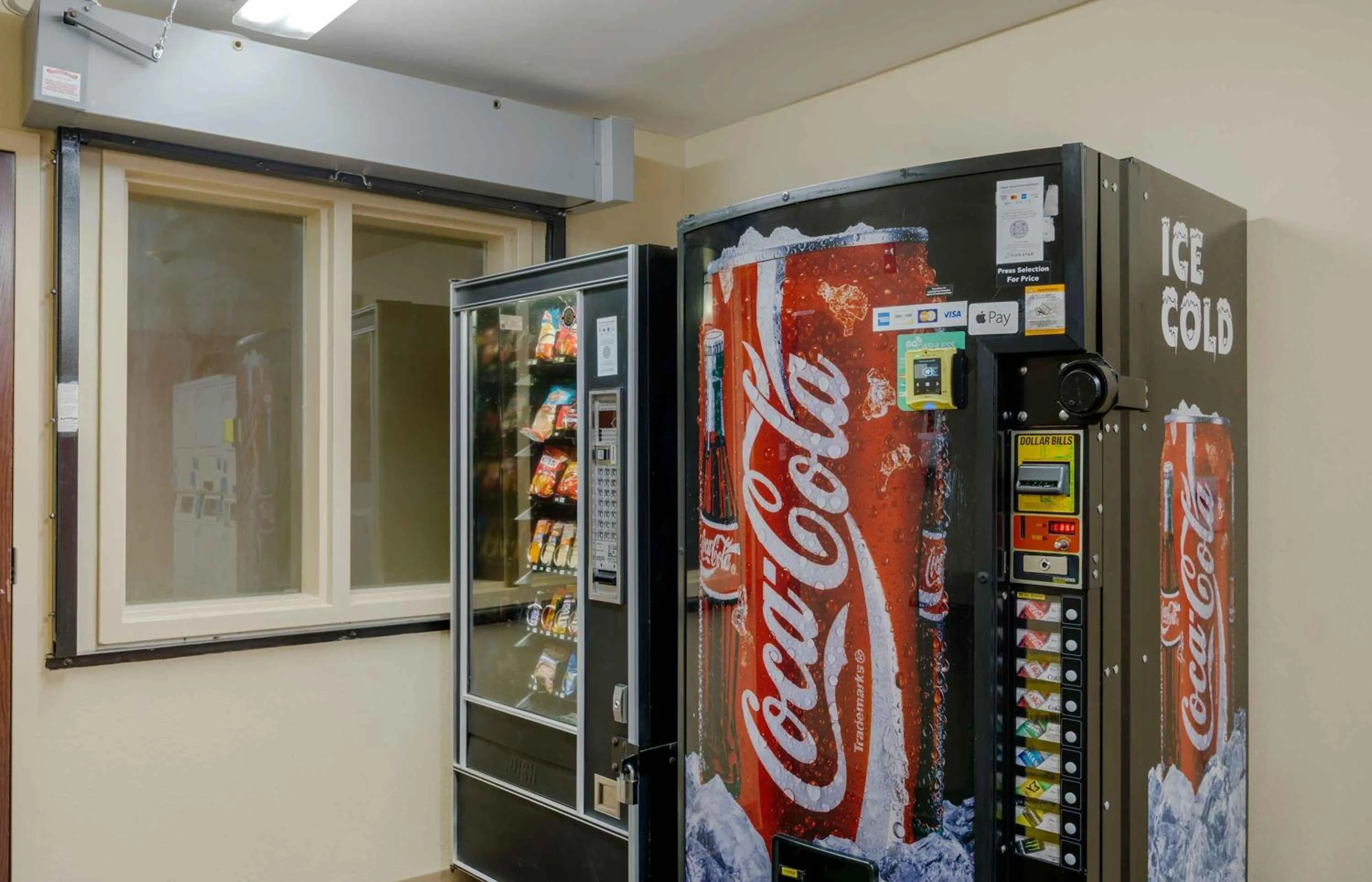 laundry in Extended Stay America Suites - Atlanta - Kennesaw Town Center