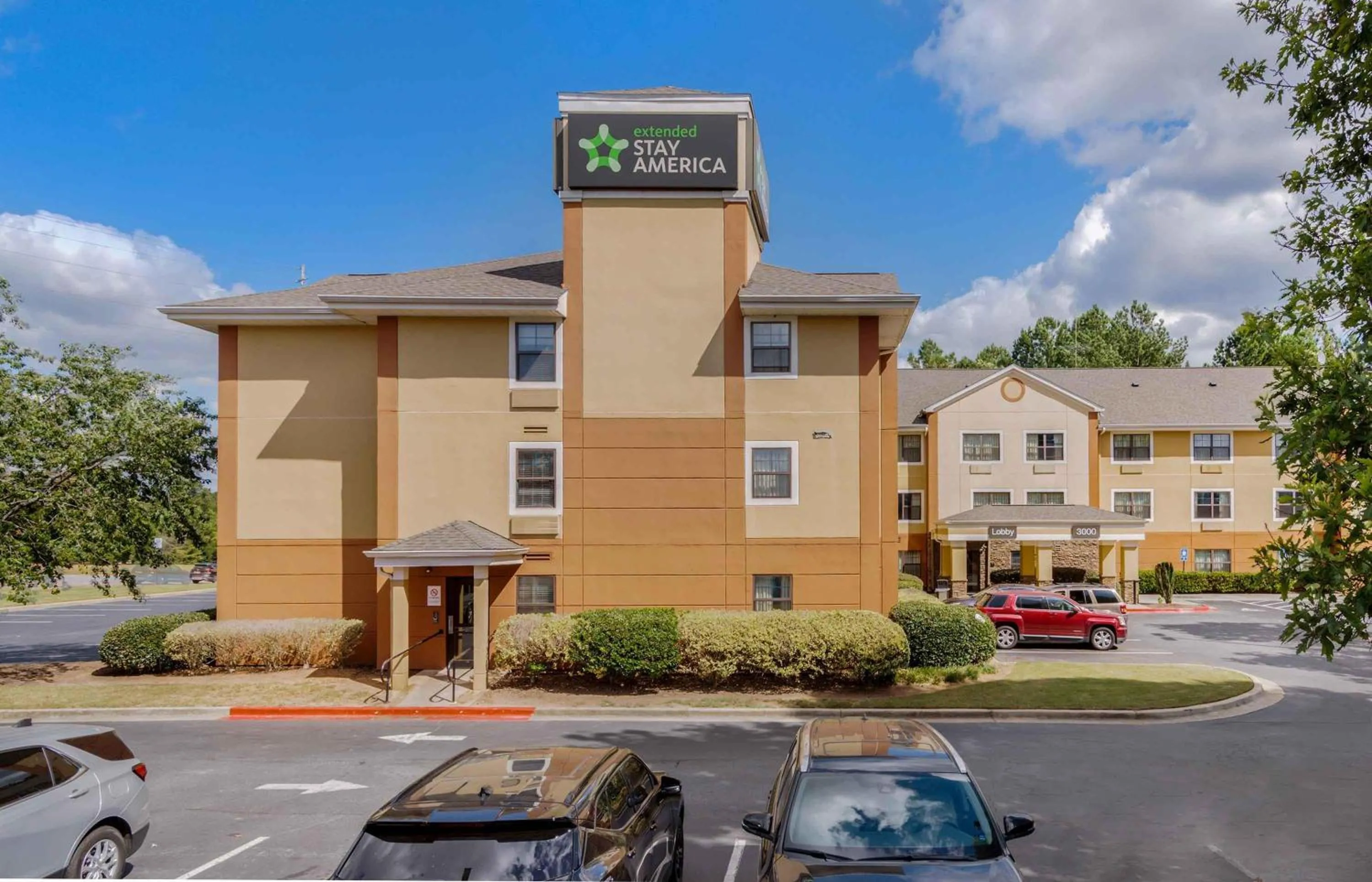 Property building in Extended Stay America Suites - Atlanta - Kennesaw Town Center
