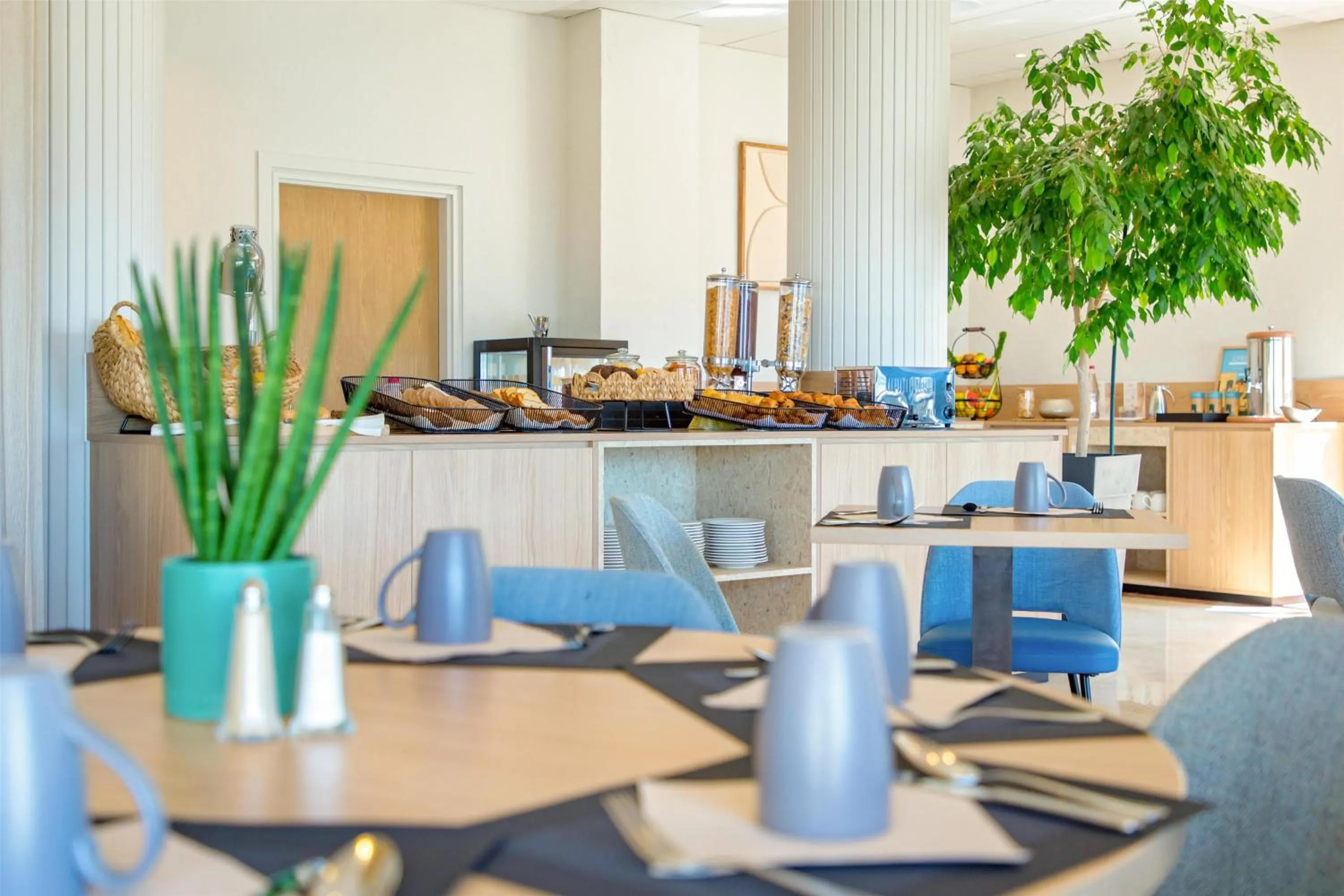 Breakfast in Best Western Plus La Marina