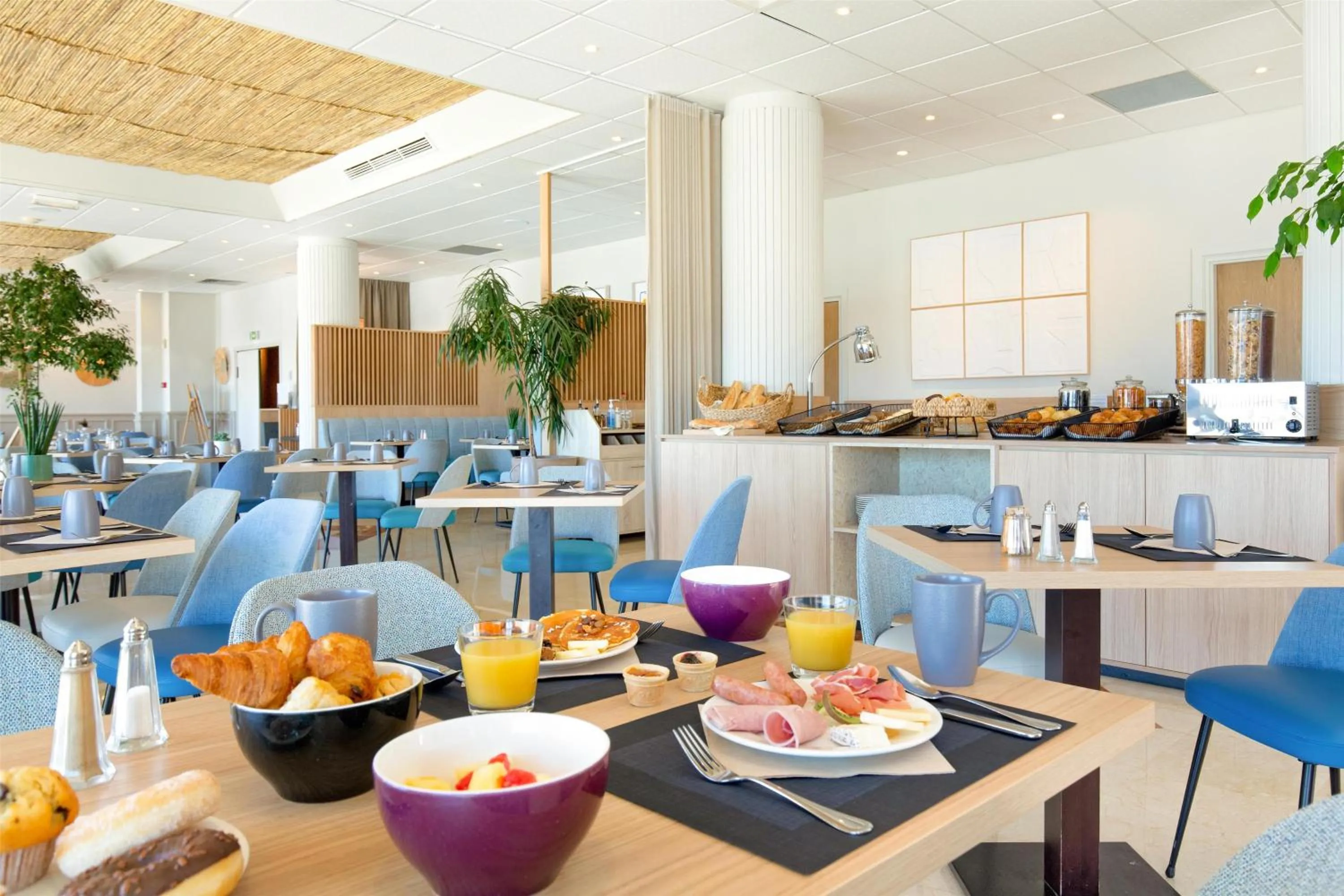 Breakfast in Best Western Plus La Marina