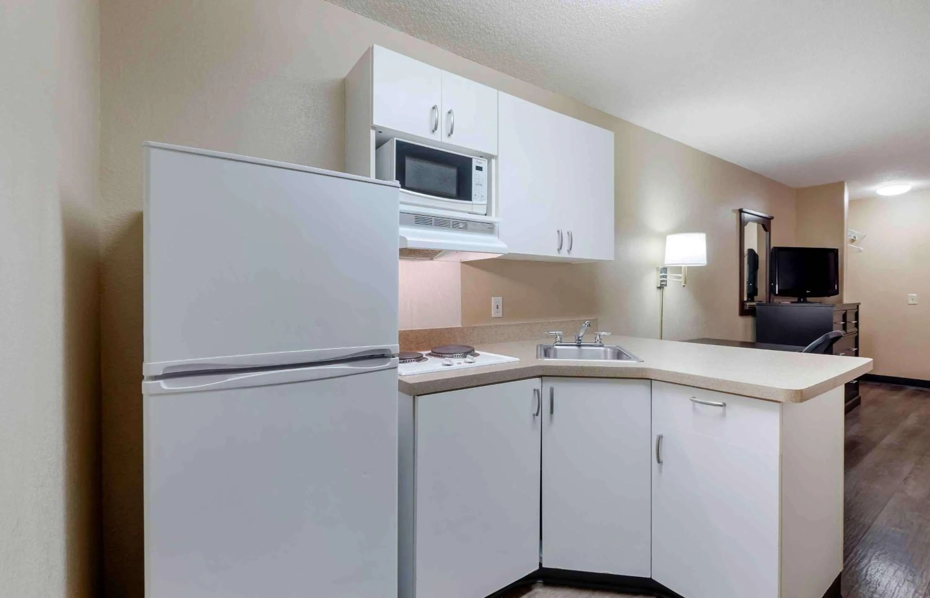 Bedroom in Extended Stay America Select Suites - Atlanta - Clairmont