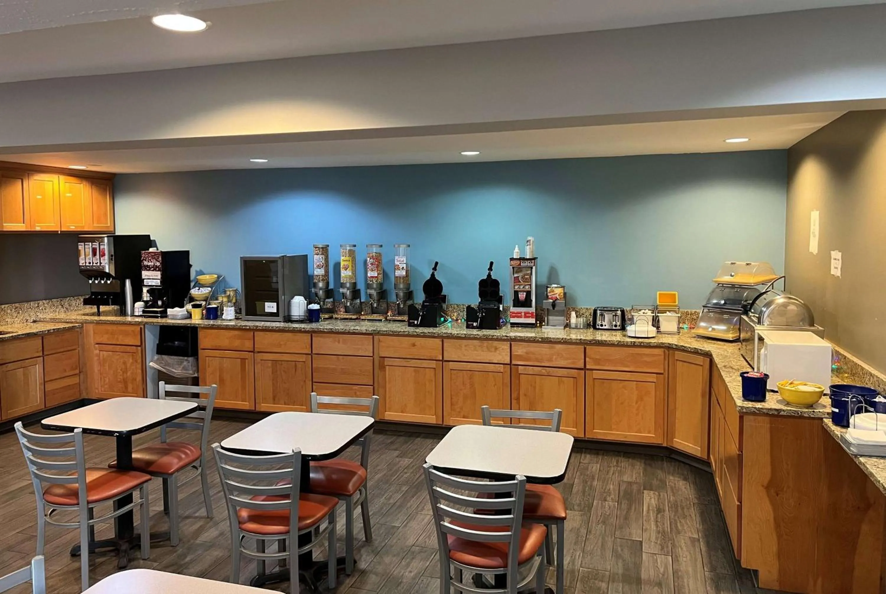 Breakfast in Days Inn by Wyndham Hays