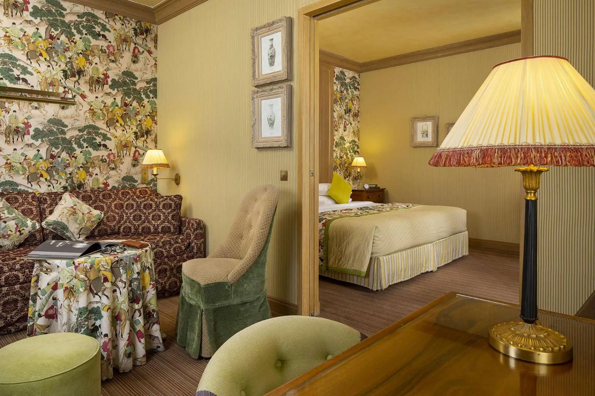 Bedroom, Bed in Chambiges Elysées