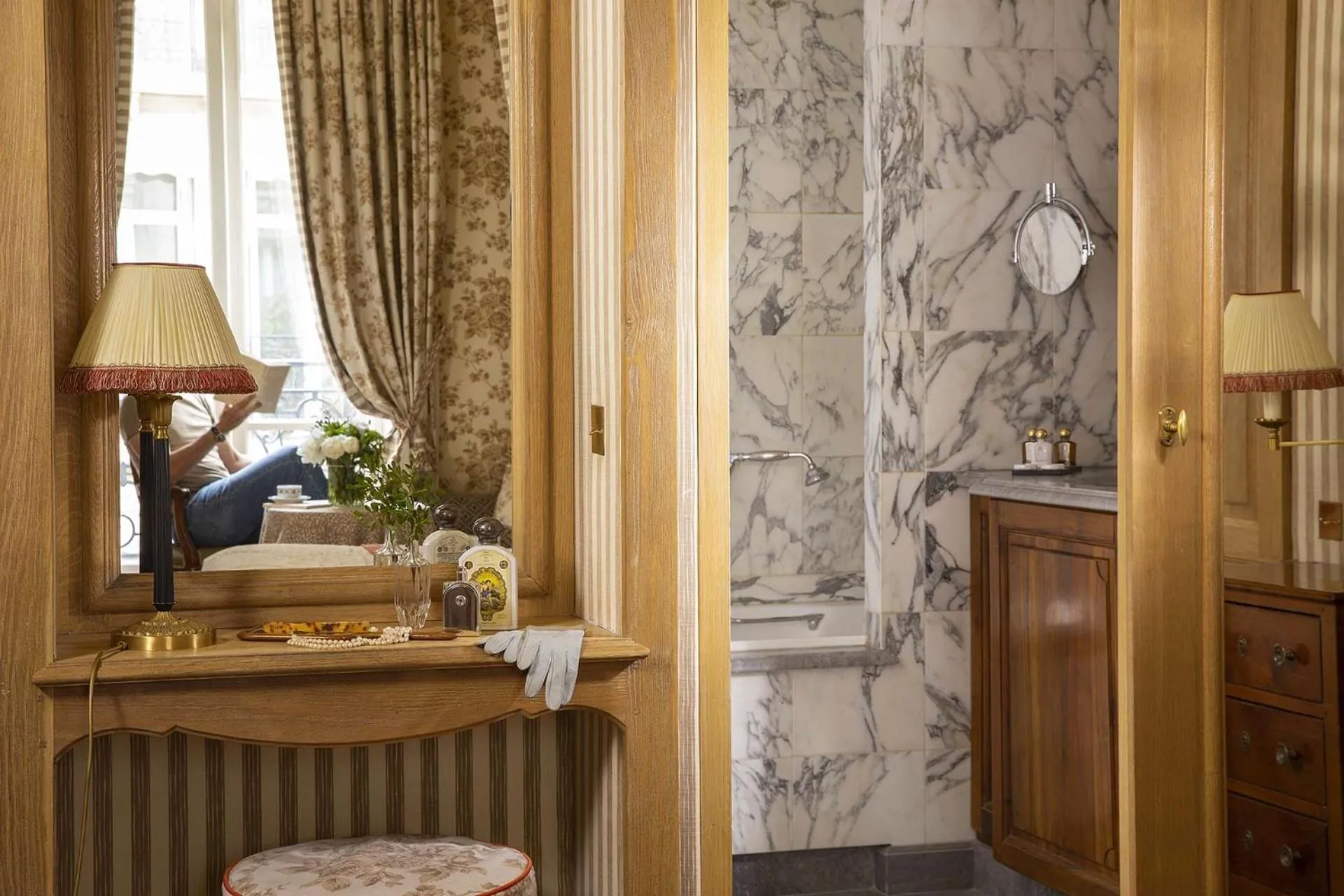 Bathroom in Chambiges Elysées