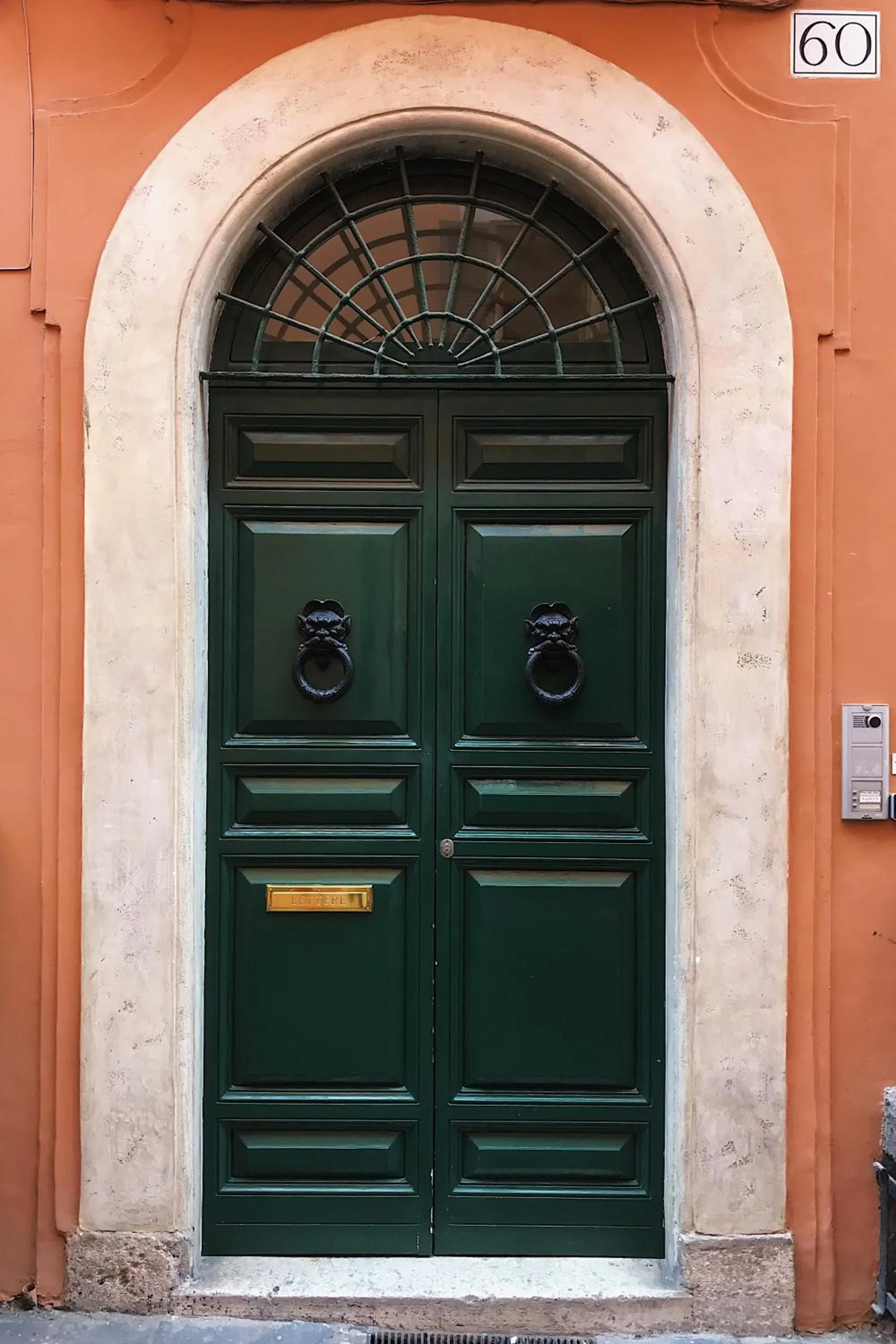 Property building in NAMAN HOTELLERIE - Margutta