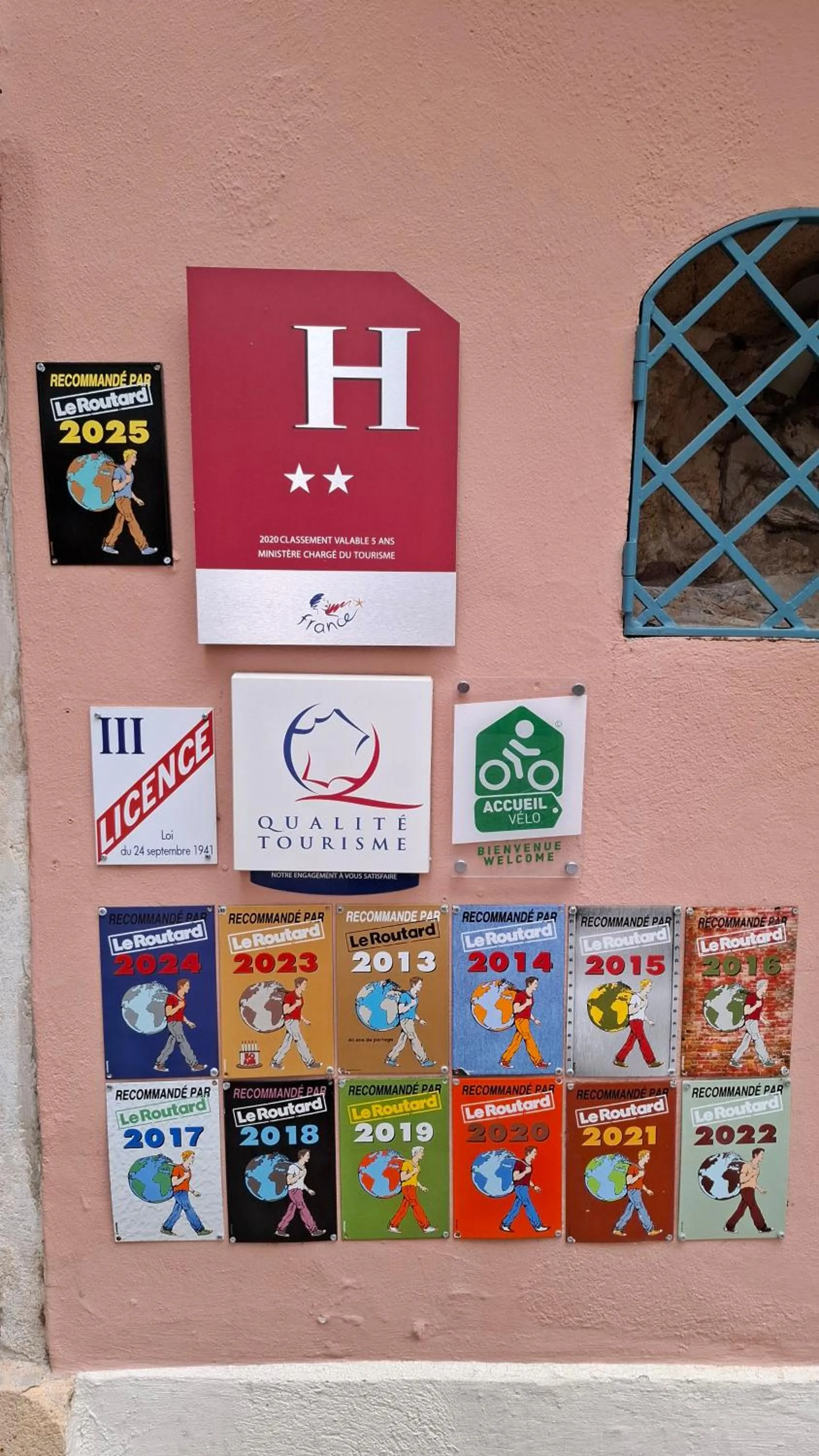 Property building in Hôtel L'Herbier d'Orange