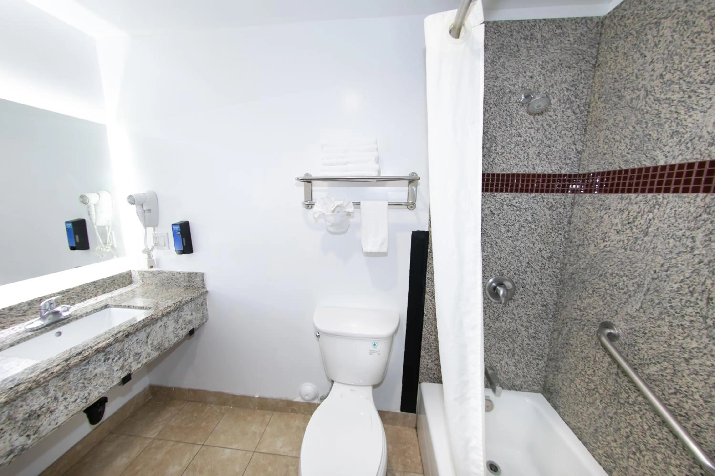 Bathroom in Rodeway Inn & Suites Bellflower