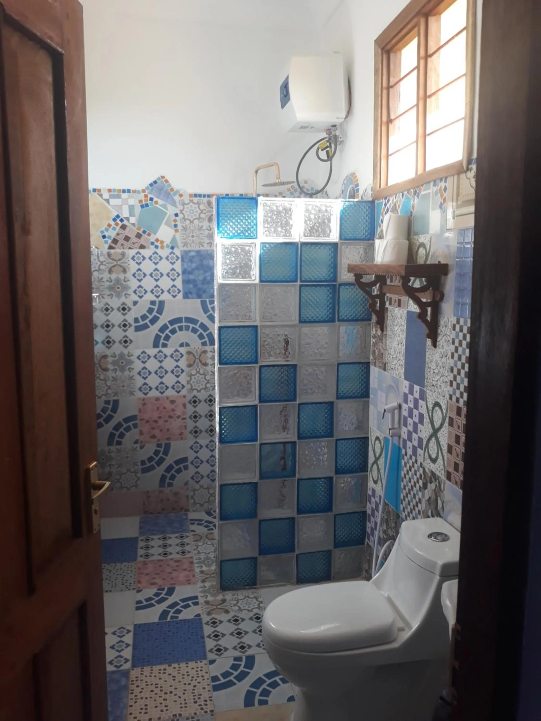 Toilet in Coccobello Zanzibar