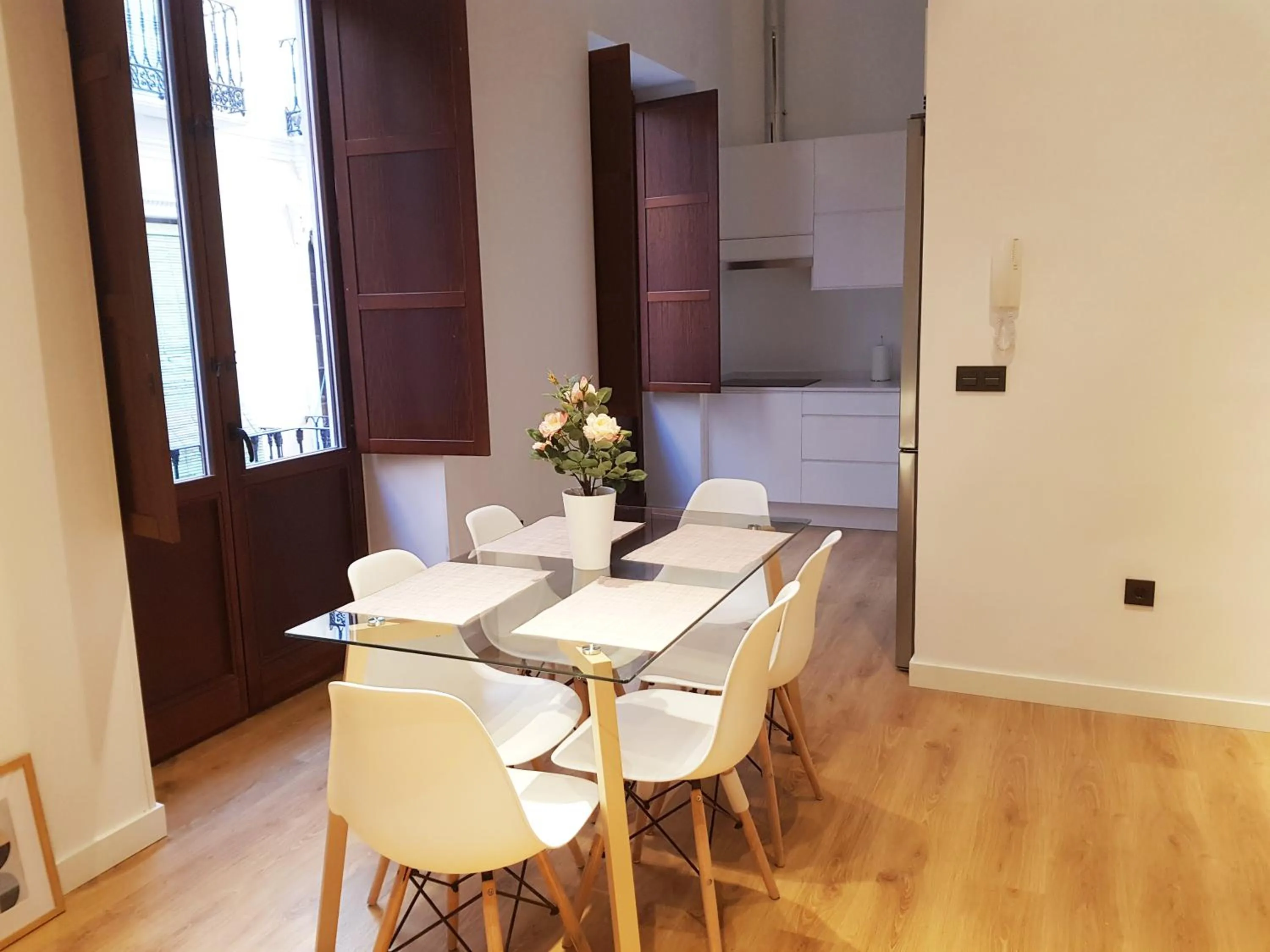 Dining area in Apartamentos Granada Deluxe 3000