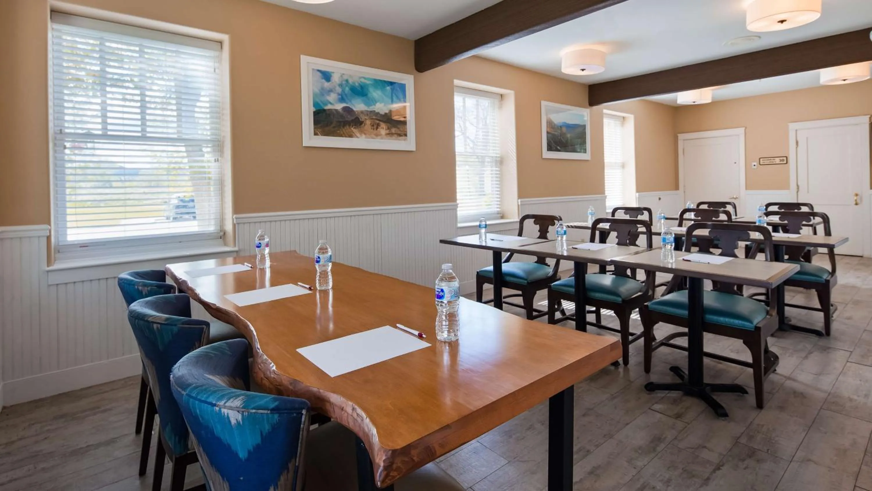 Meeting/conference room in Best Western Plus Plaza Hotel