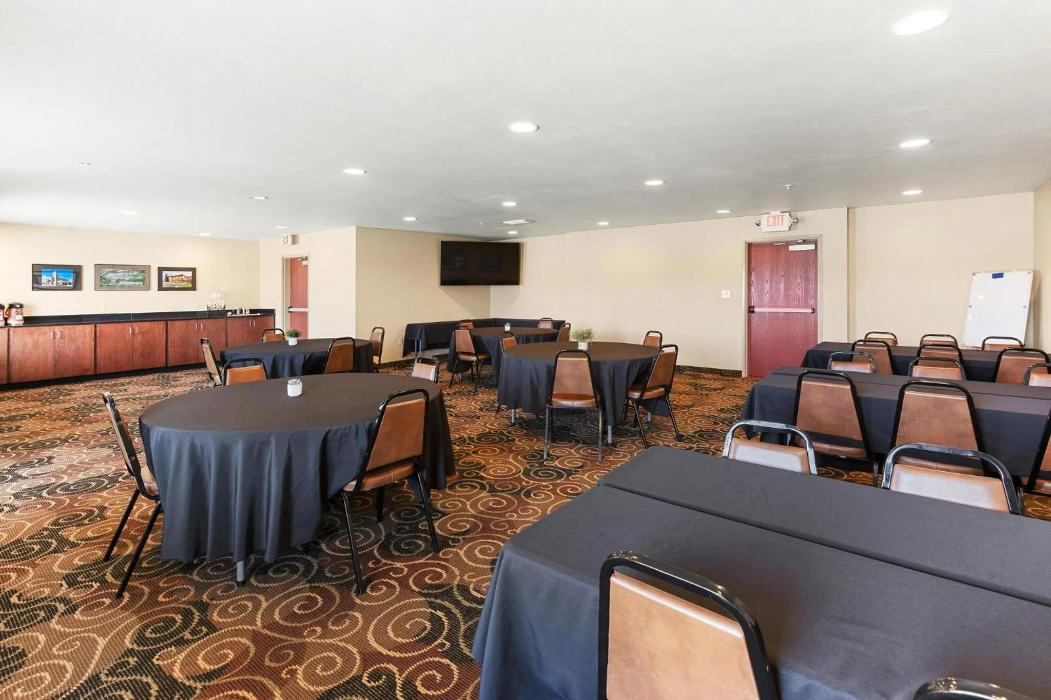 Meeting/conference room in Cobblestone Hotel & Suites - Knoxville