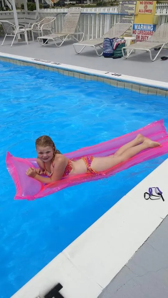 Swimming pool in Outer Banks Motor Lodge