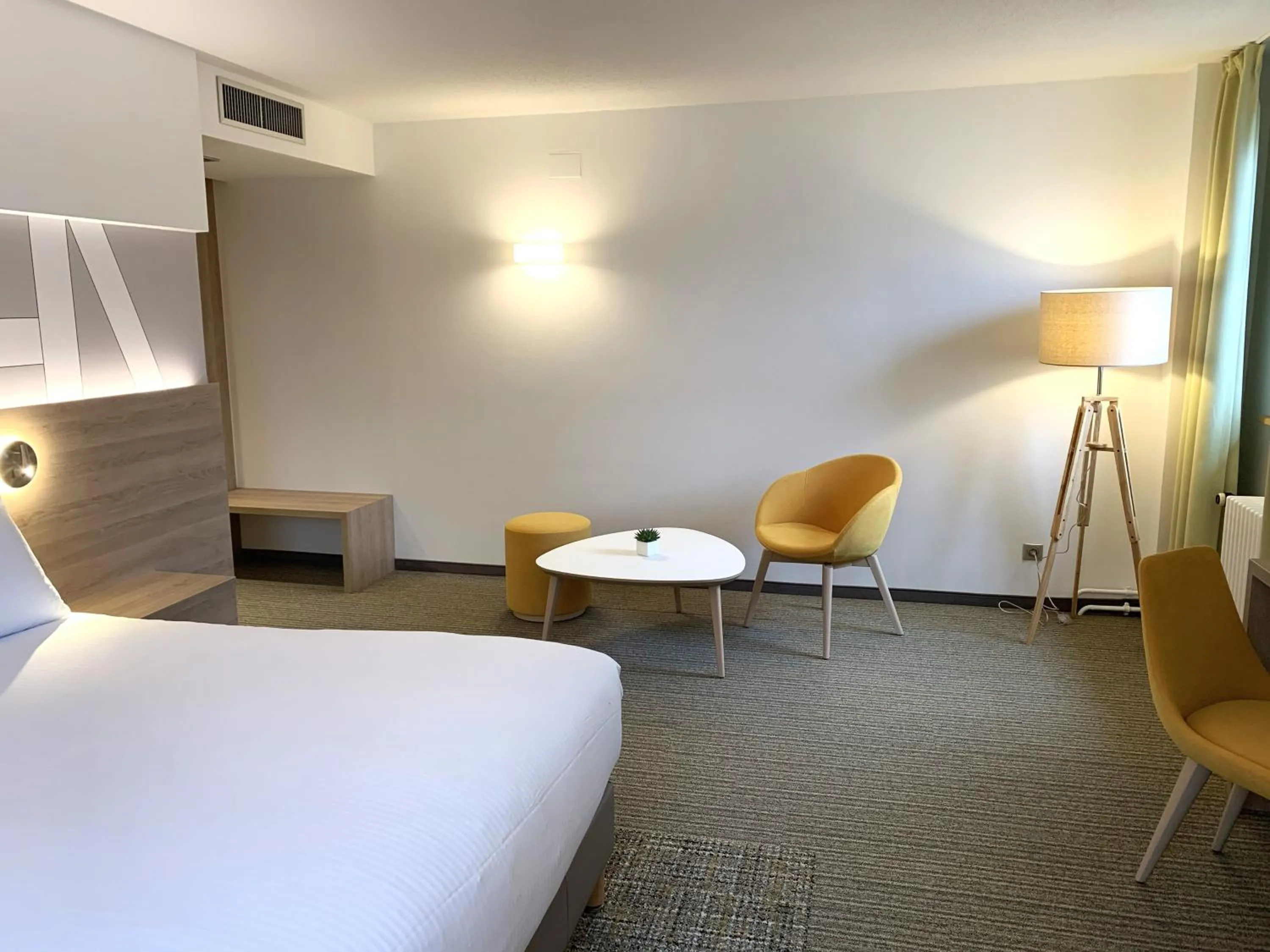 Photo of the whole room, Bed in Hôtel Restaurant Au Boeuf