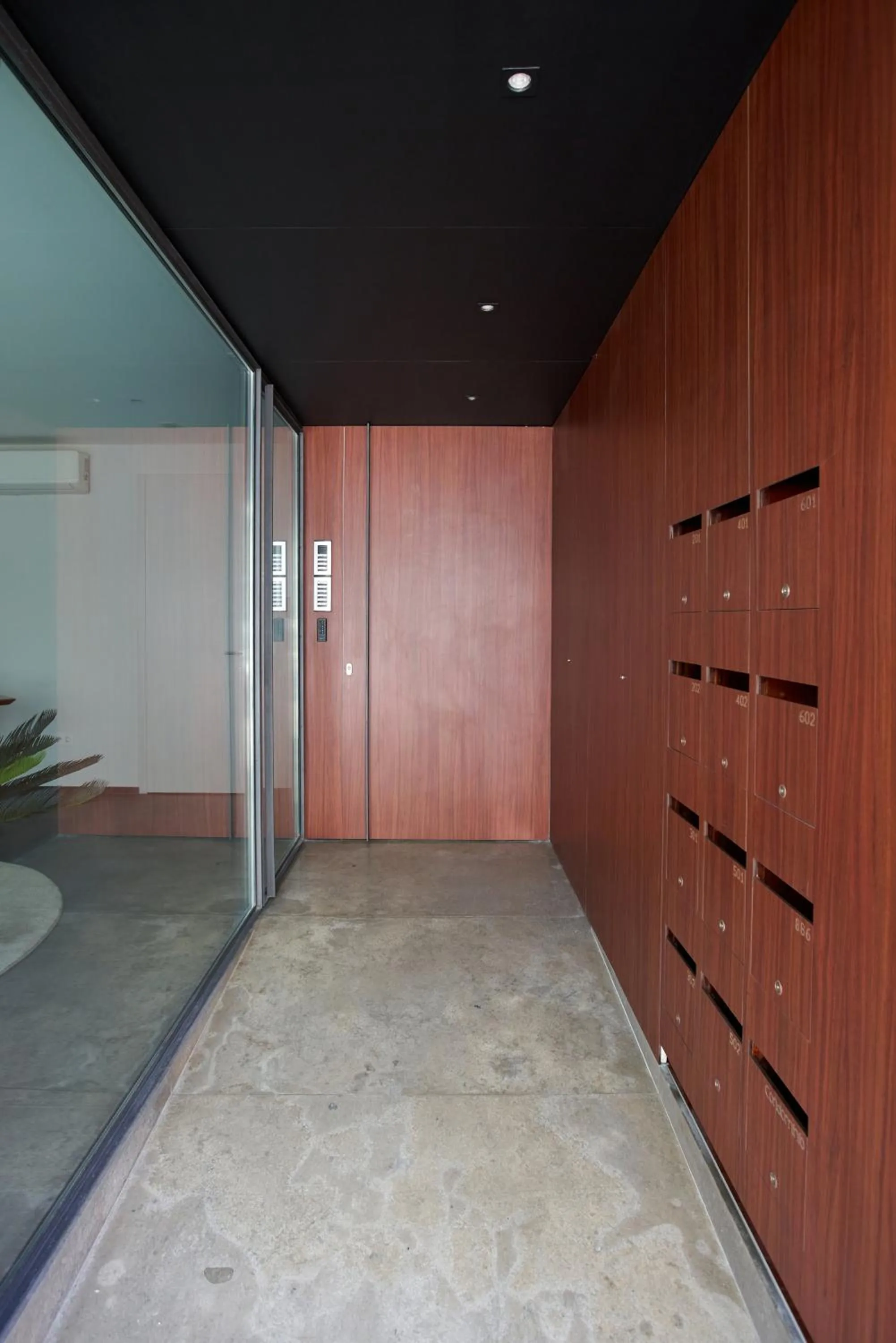Facade/entrance in Signature Apartments Santa Catarina