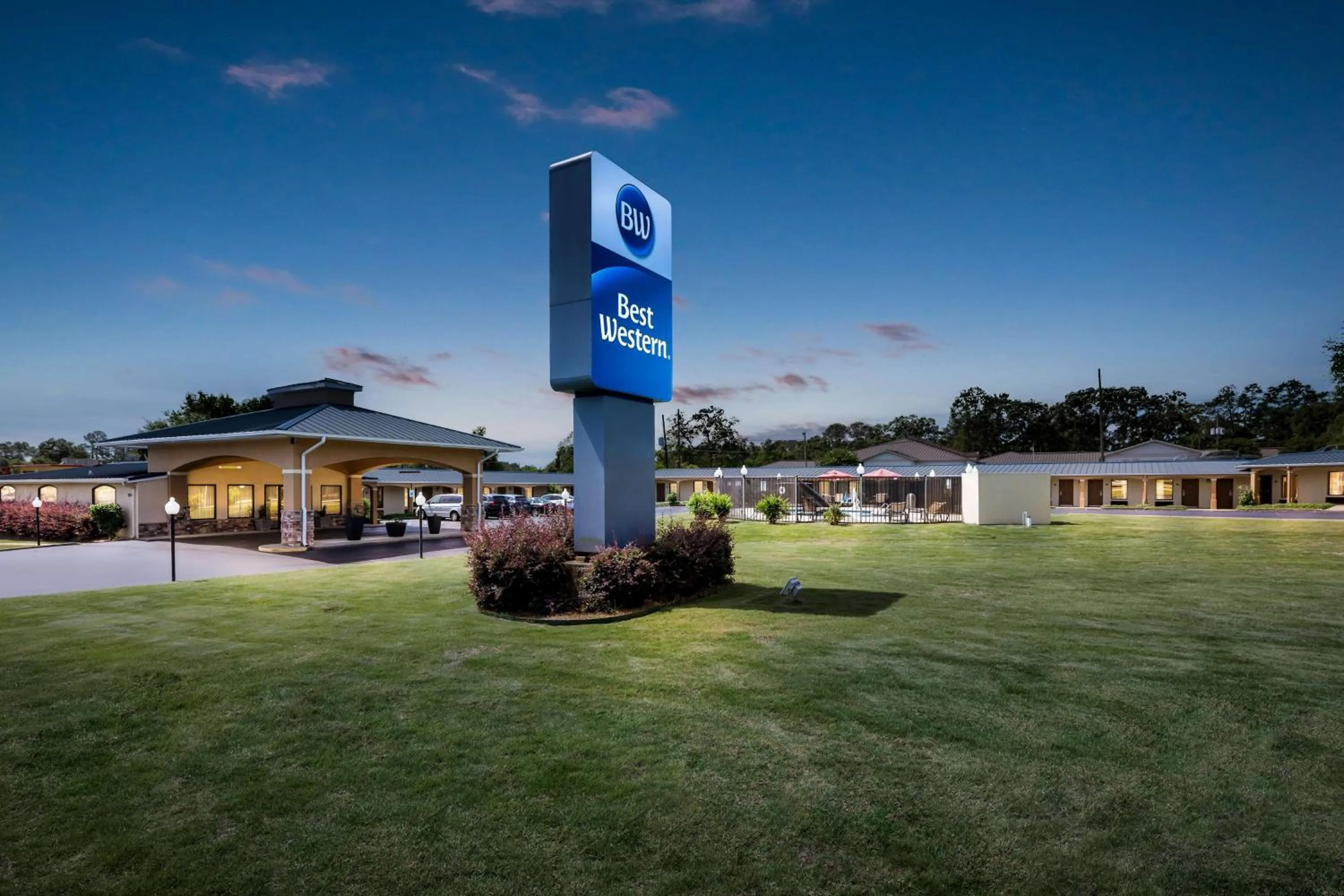 Property building in Best Western Catalina Inn