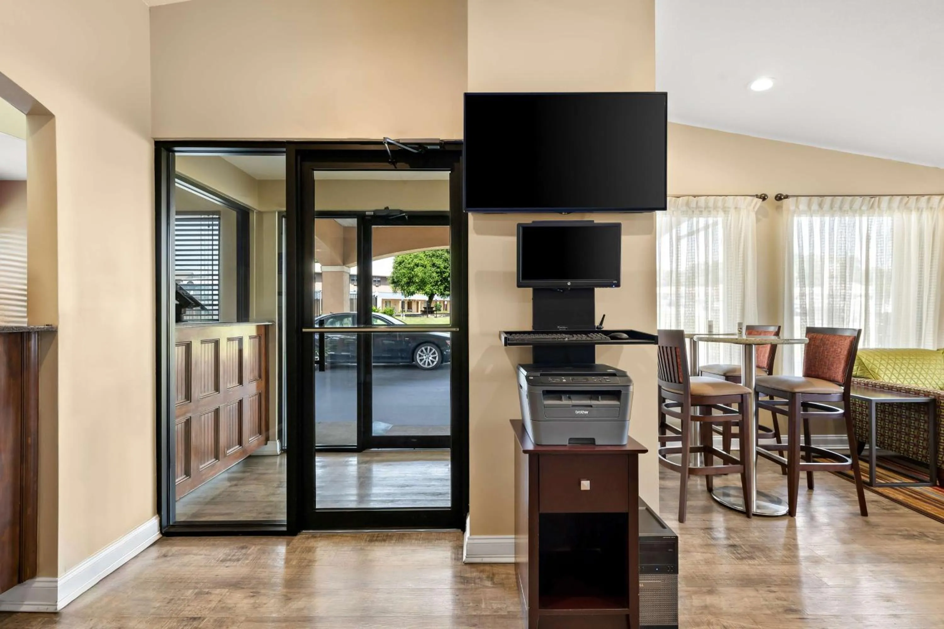 Business facilities in Best Western Catalina Inn