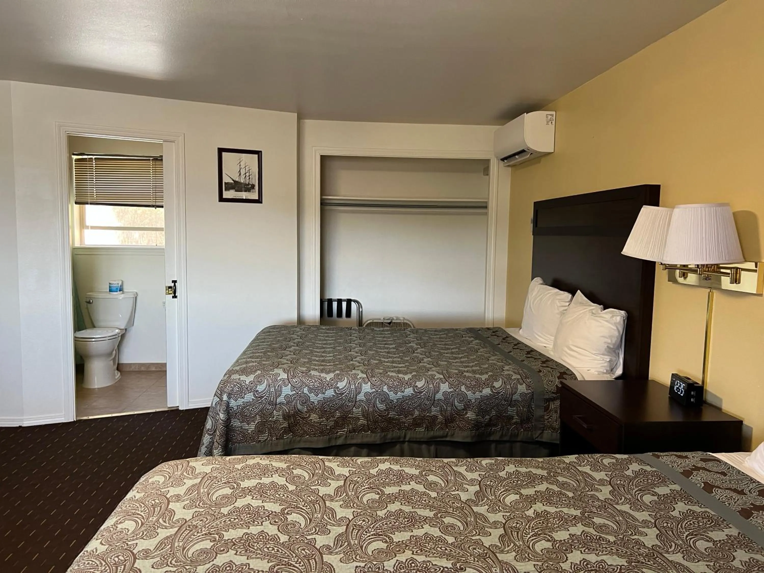 Bed in Port Townsend Inn