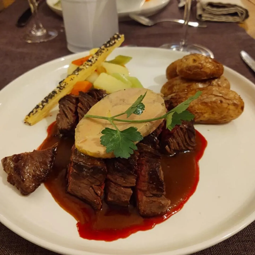 Food and drinks in Hôtel Restaurant Le Kastelberg, The Originals Boutique