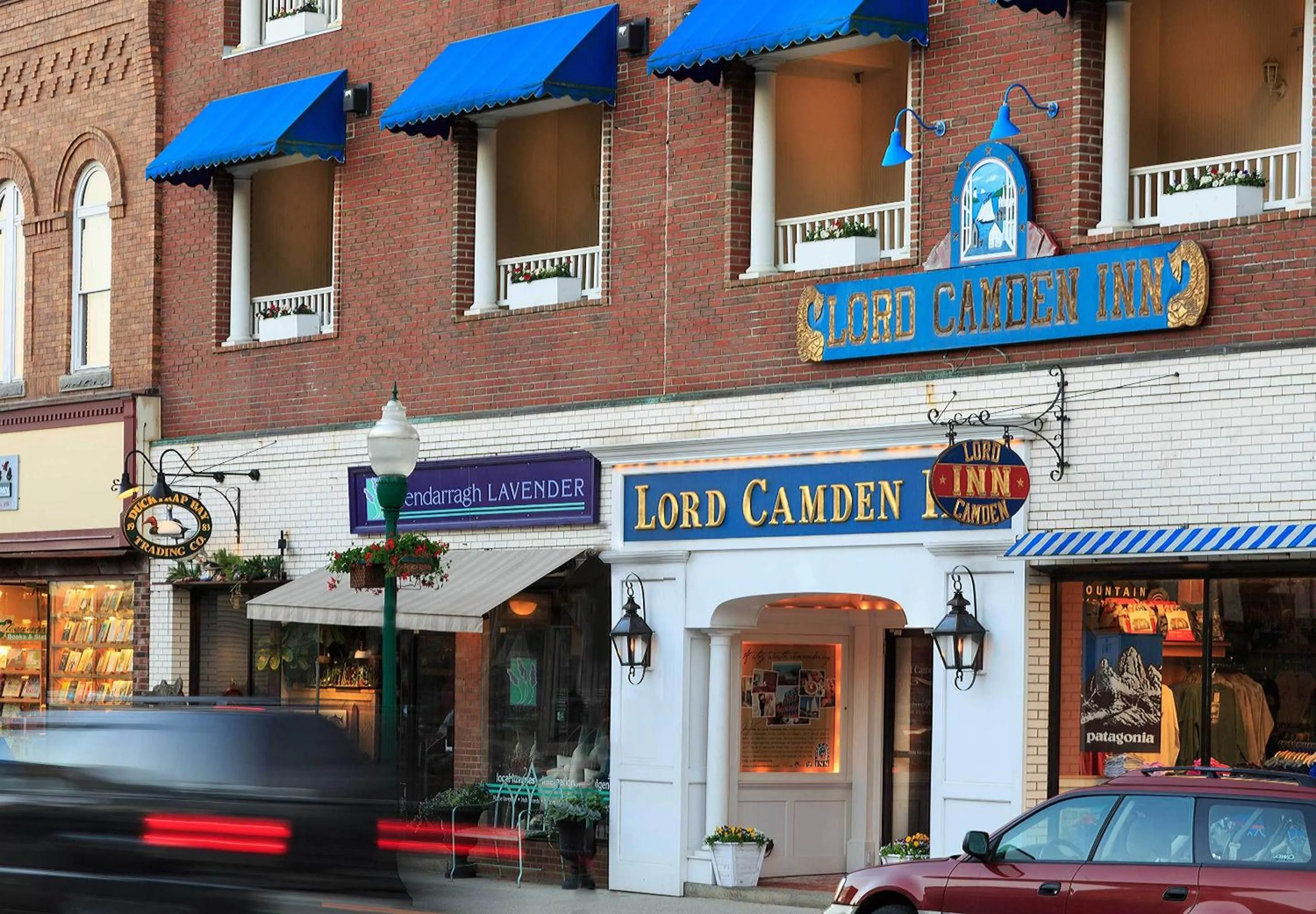 Facade/entrance in Lord Camden Inn