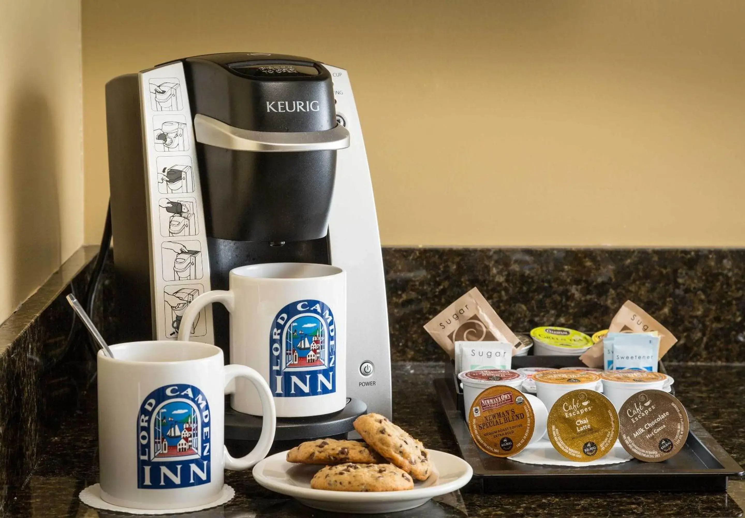 Deluxe Queen Room in Lord Camden Inn Deluxe Queen Room in Lord Camden Inn