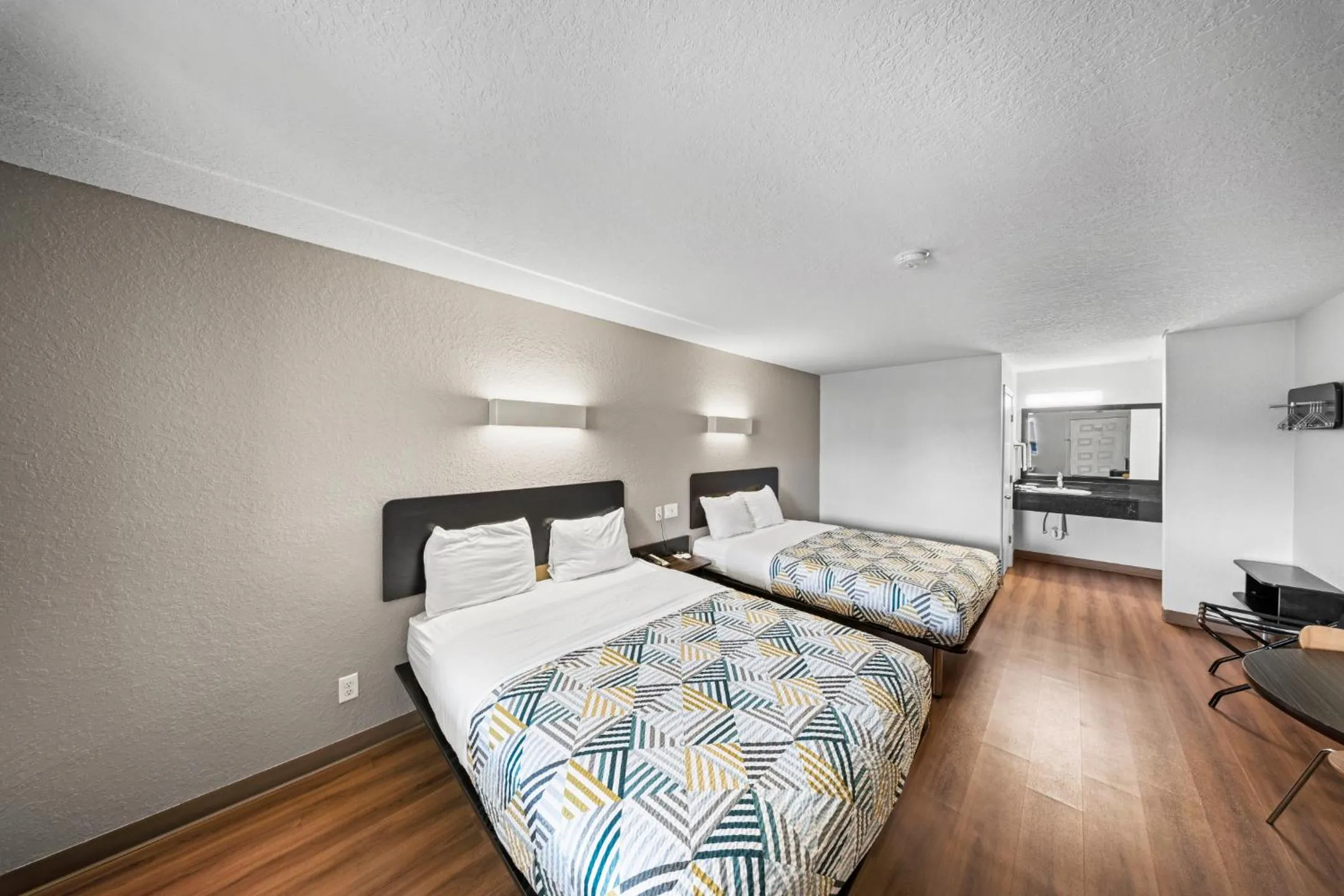 Bedroom, Bed in Motel 6-Moultrie, GA