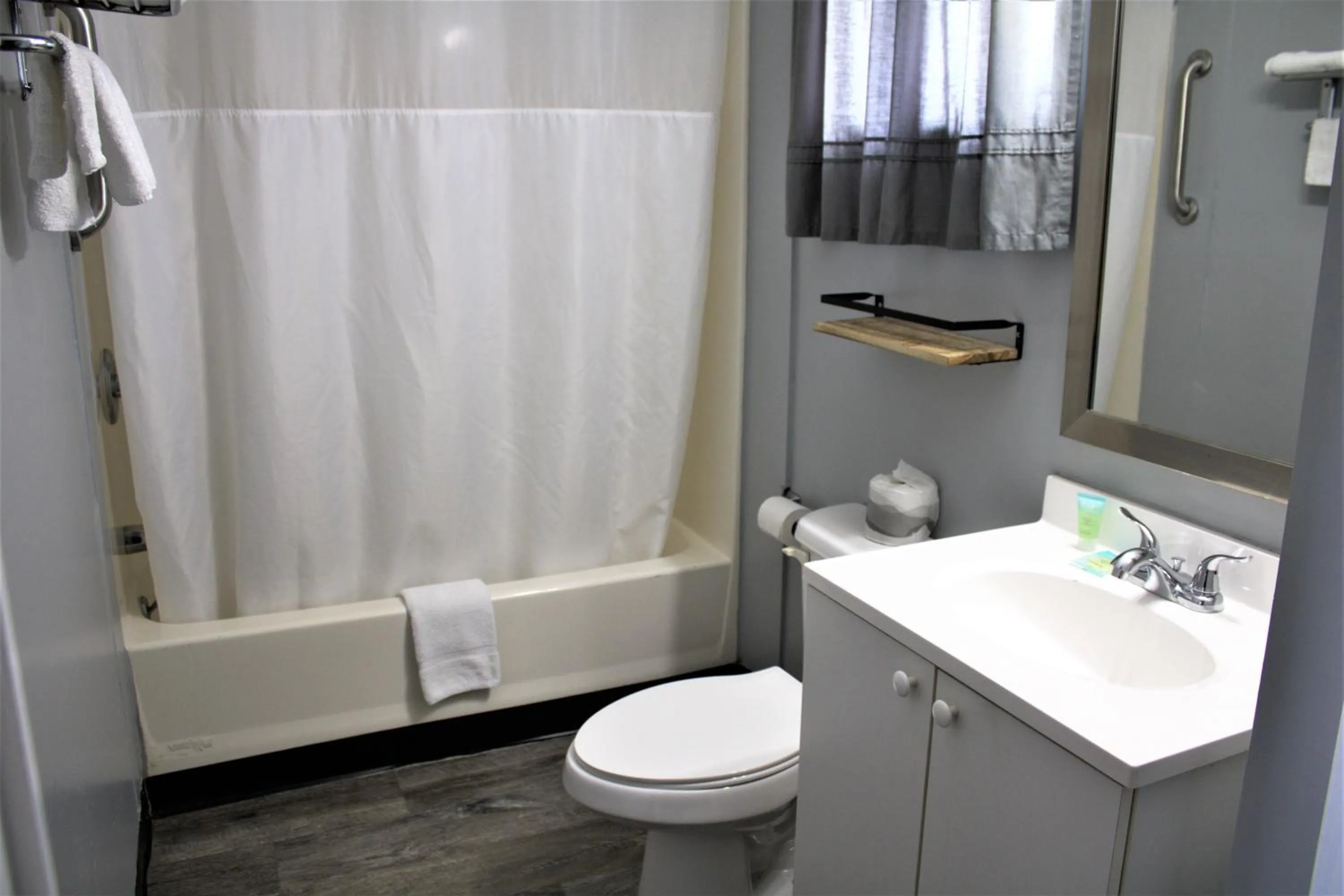 Bathroom in Hometowne Inn & Suites