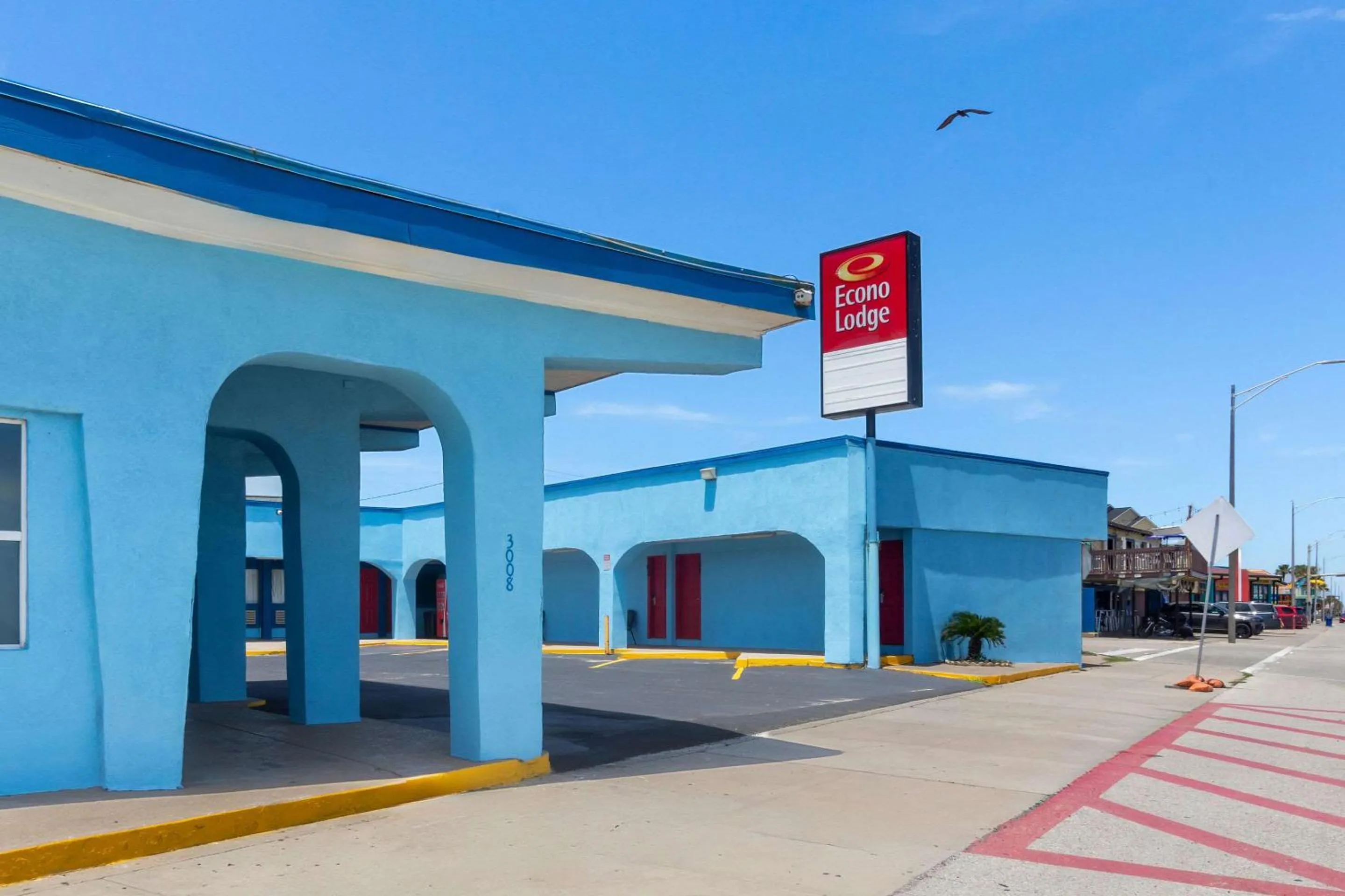 Property building in Econo Lodge Galveston Seawall