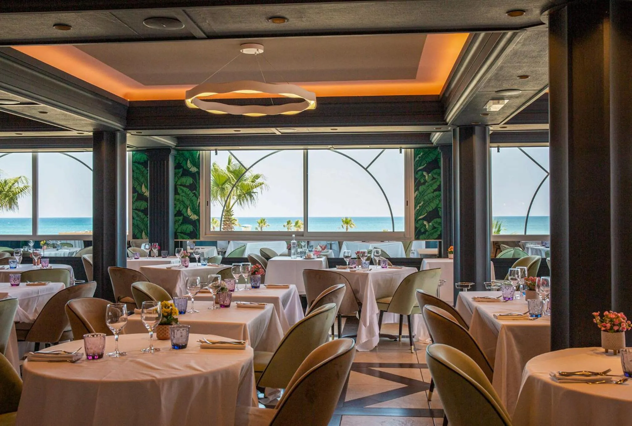 Restaurant/places to eat in Grand Hôtel Les Flamants Roses Thalasso & Spa