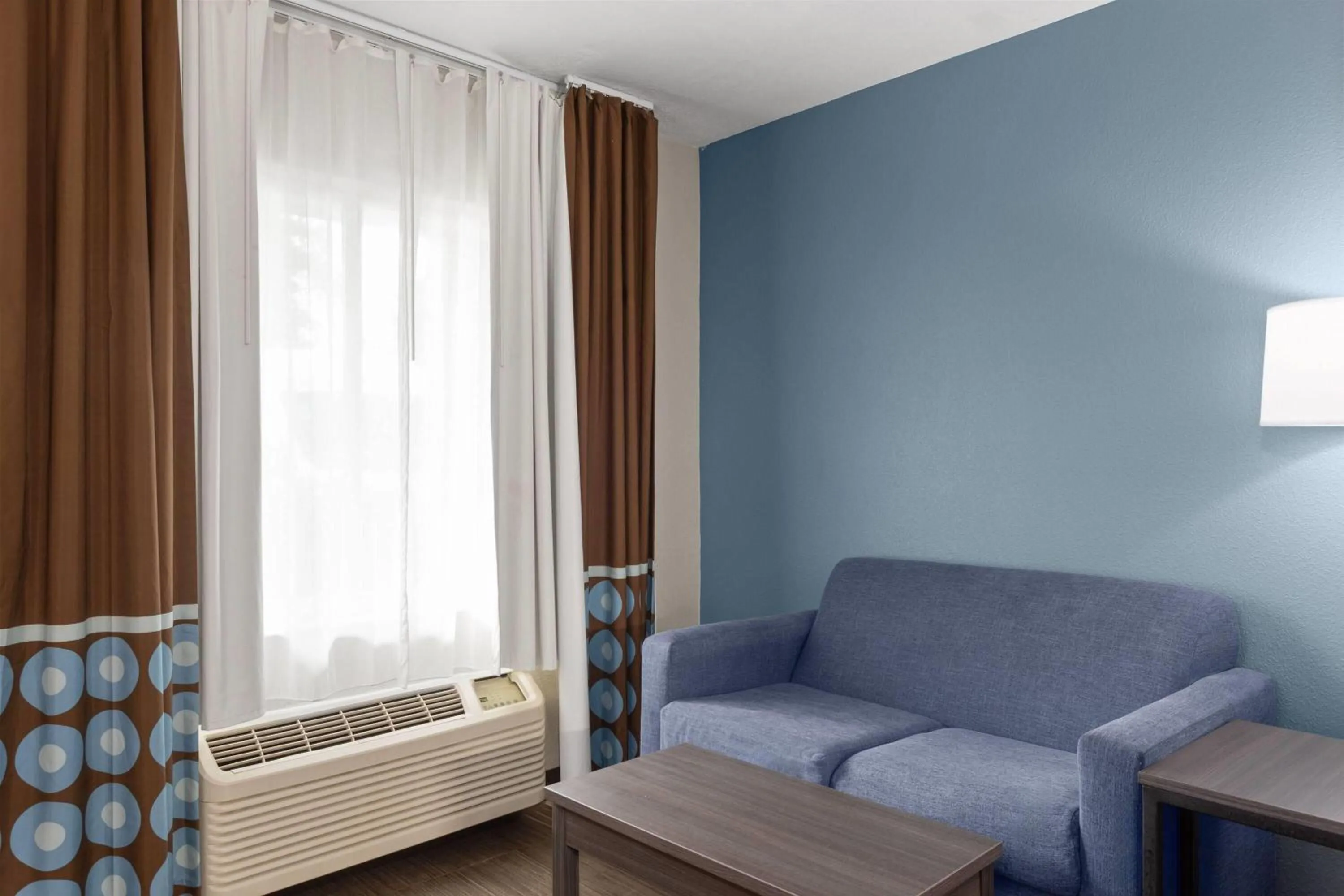 Photo of the whole room in Super 8 Motel by Wyndham near Fort Lauderdale Arpt