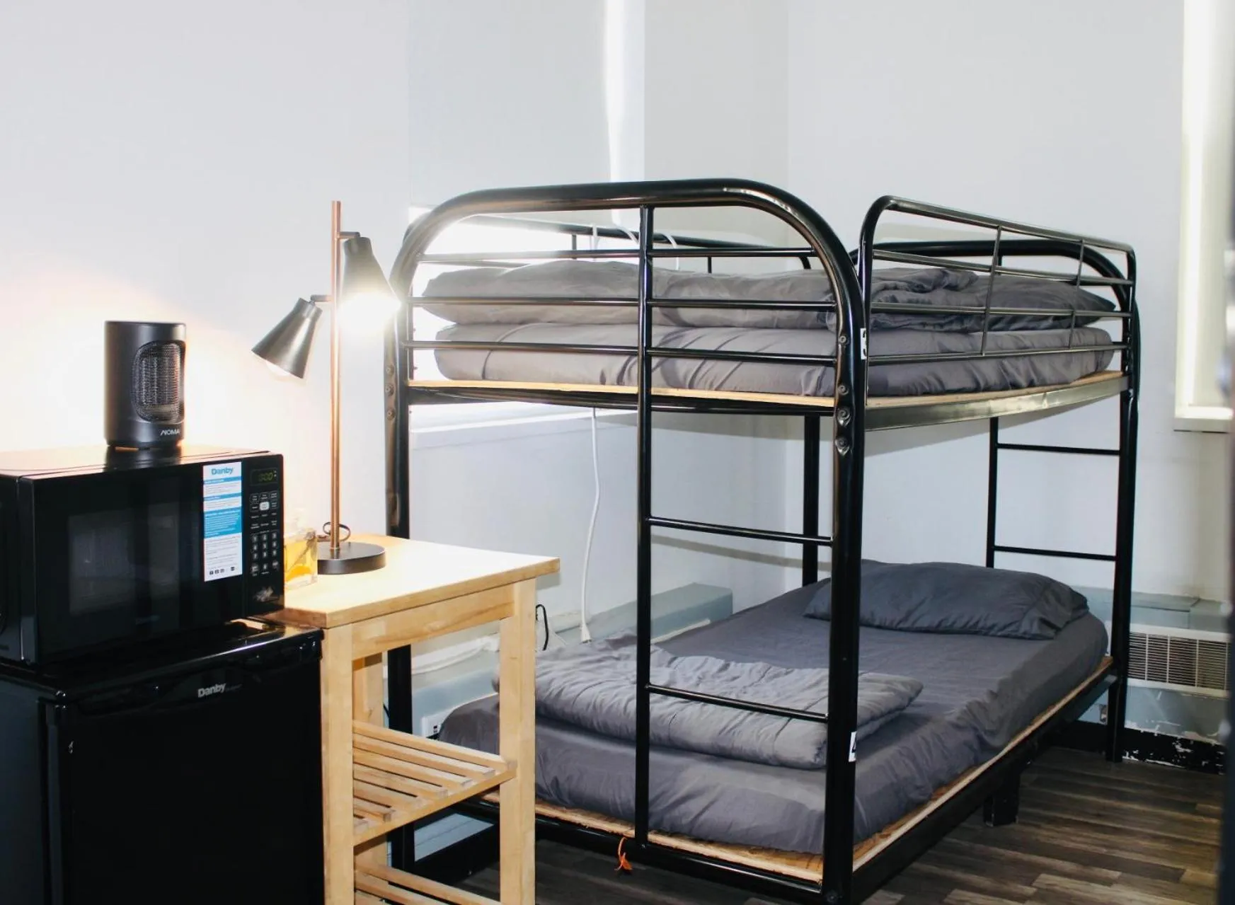 Bedroom in Queen Nest Hotel