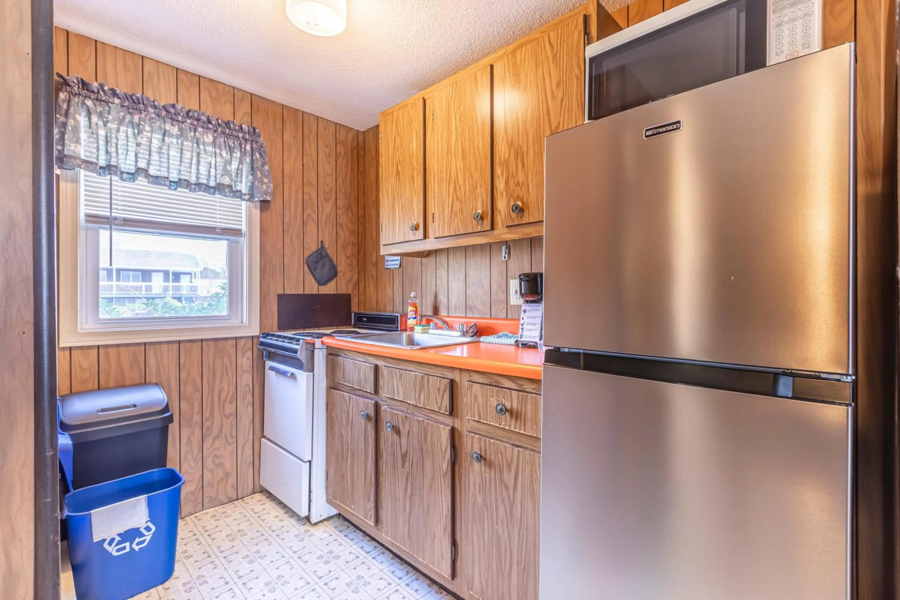 Inn Between the Beaches & Villager