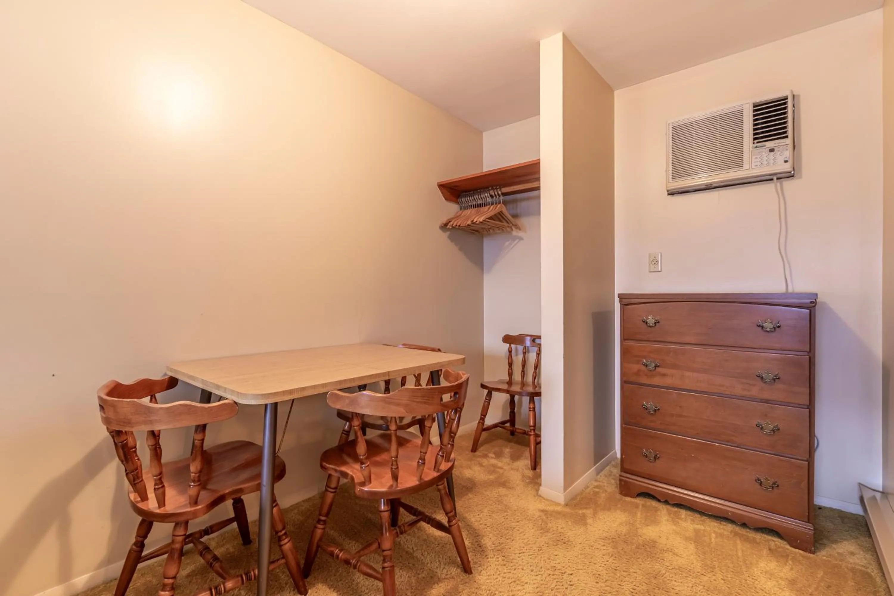 Inn Between the Beaches & Villager