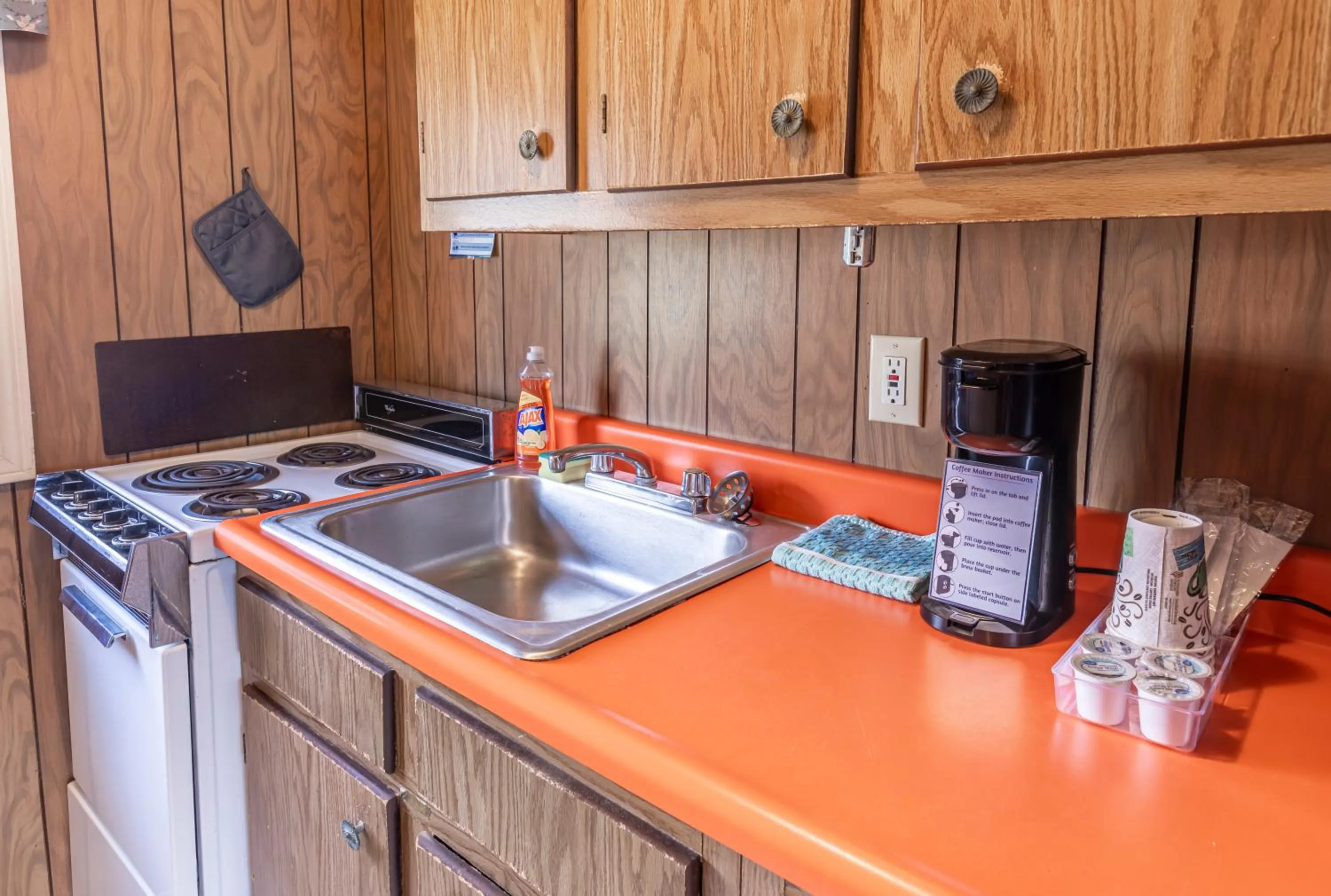 Inn Between the Beaches & Villager